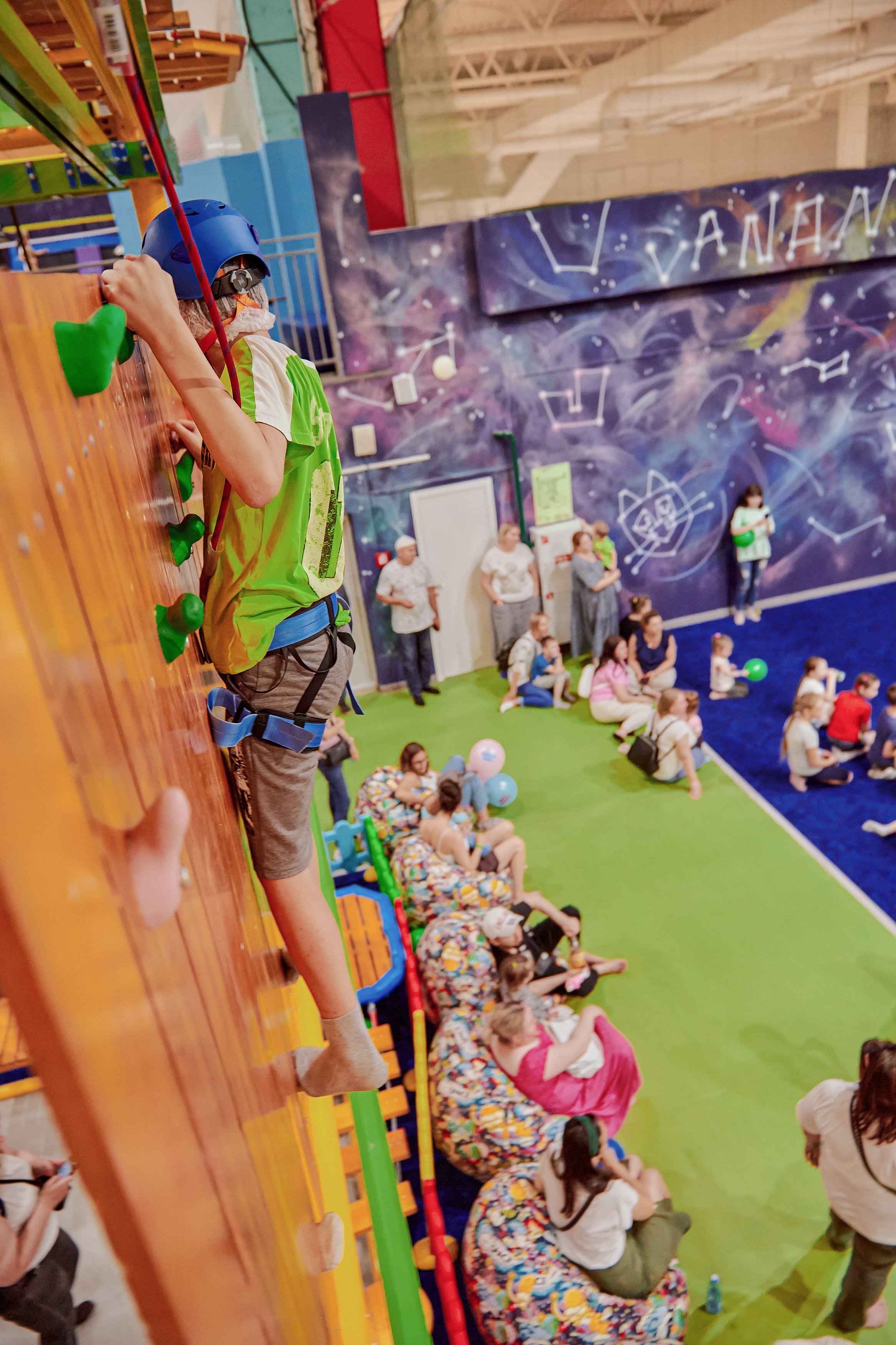 Портфолио репортажной фотосъёмки: Открытие "Vanana park". Фотограф Яковлев Роман — Красноярск