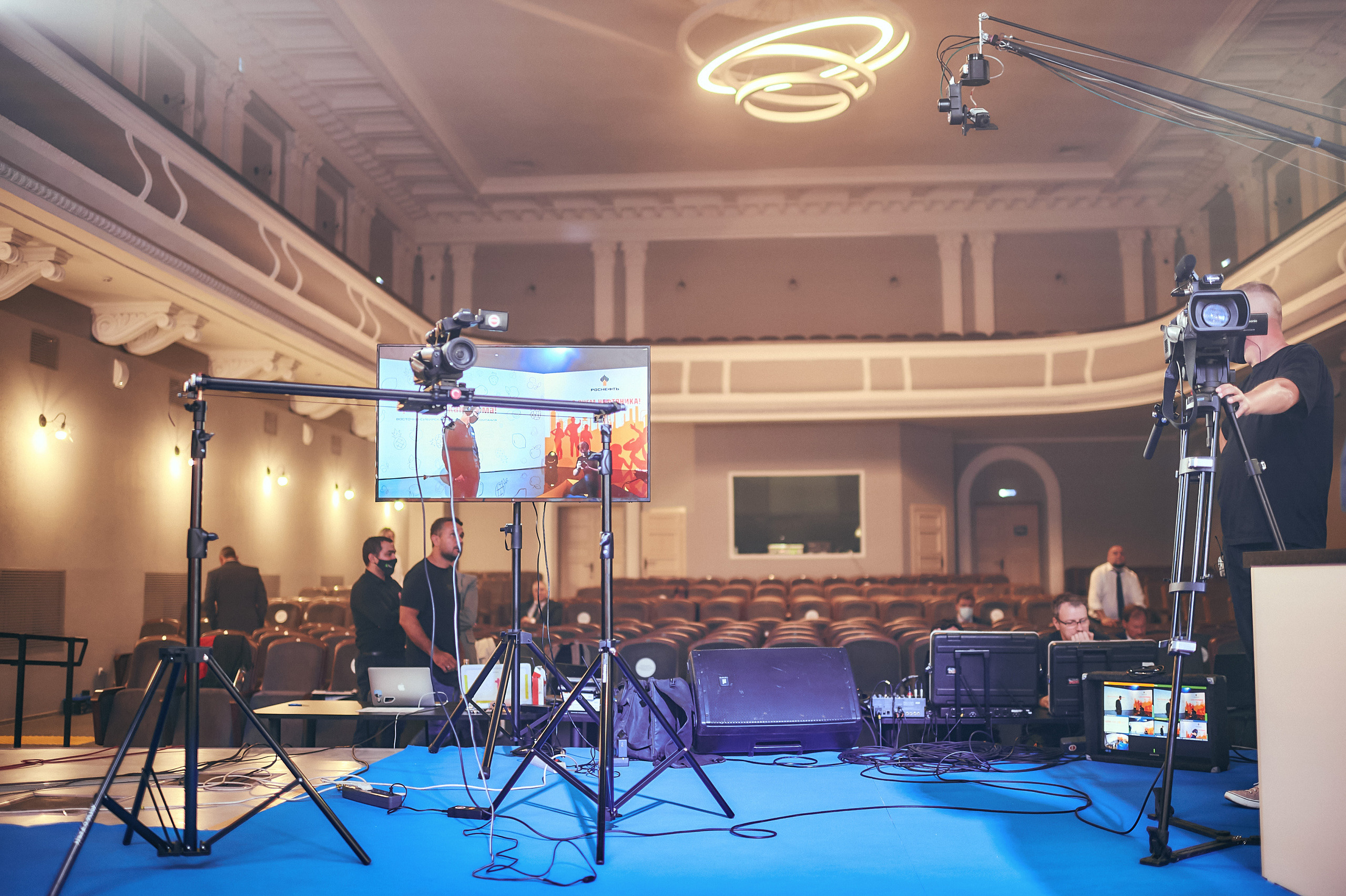 Портфолио репортажной фотосъёмки: "Роснефть" съёмка шоу для «День нефтяника». Фотограф Яковлев Роман — Красноярск