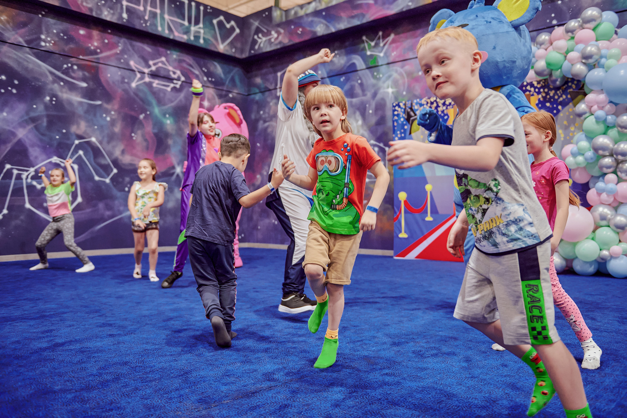 Портфолио репортажной фотосъёмки: Открытие "Vanana park". Фотограф Яковлев Роман — Красноярск