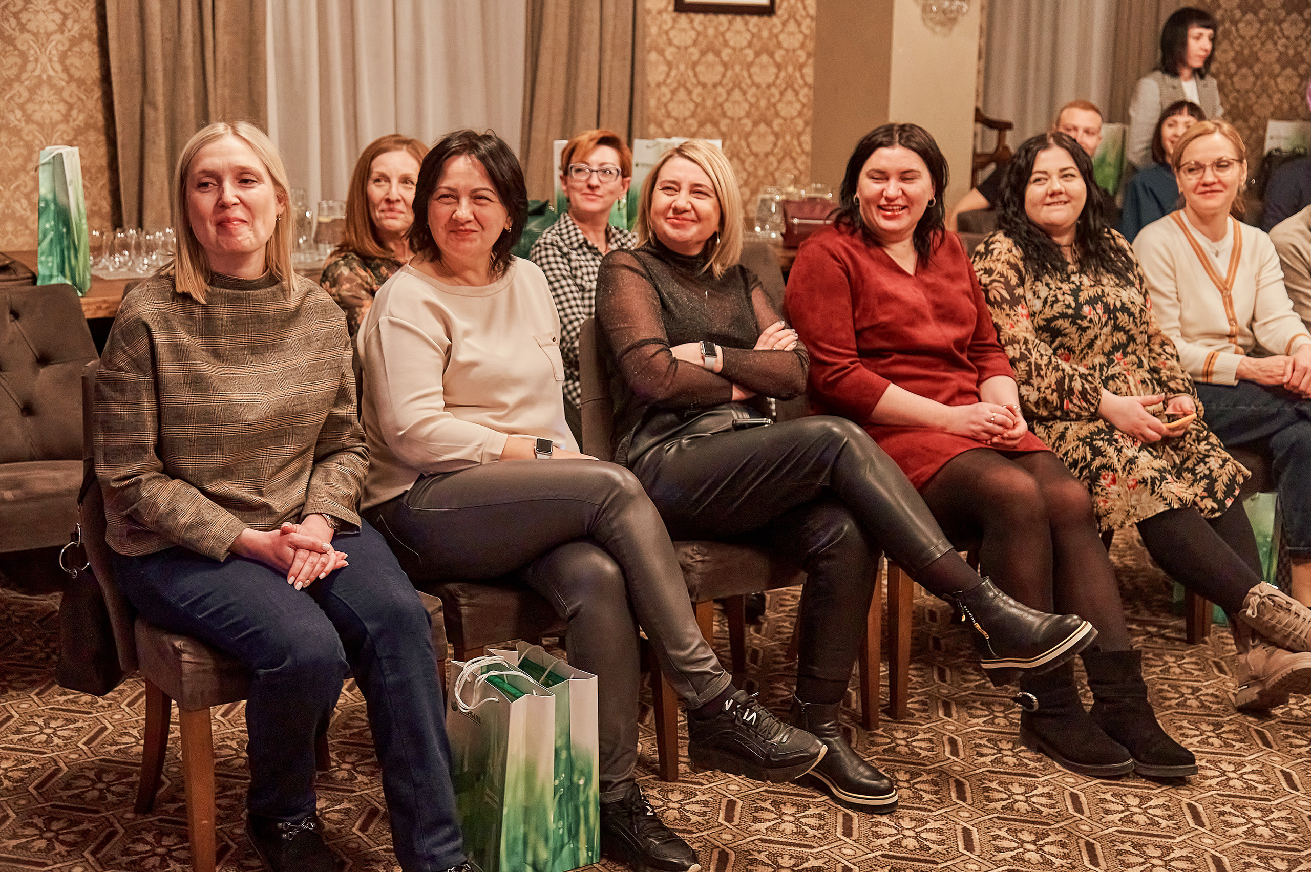 Портфолио репортажной фотосъёмки: "Сбербанк" Новый год. Фотограф Яковлев Роман — Красноярск