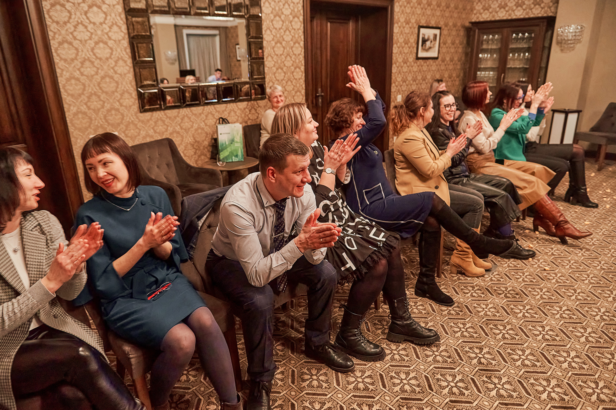 Портфолио репортажной фотосъёмки: "Сбербанк" Новый год. Фотограф Яковлев Роман — Красноярск