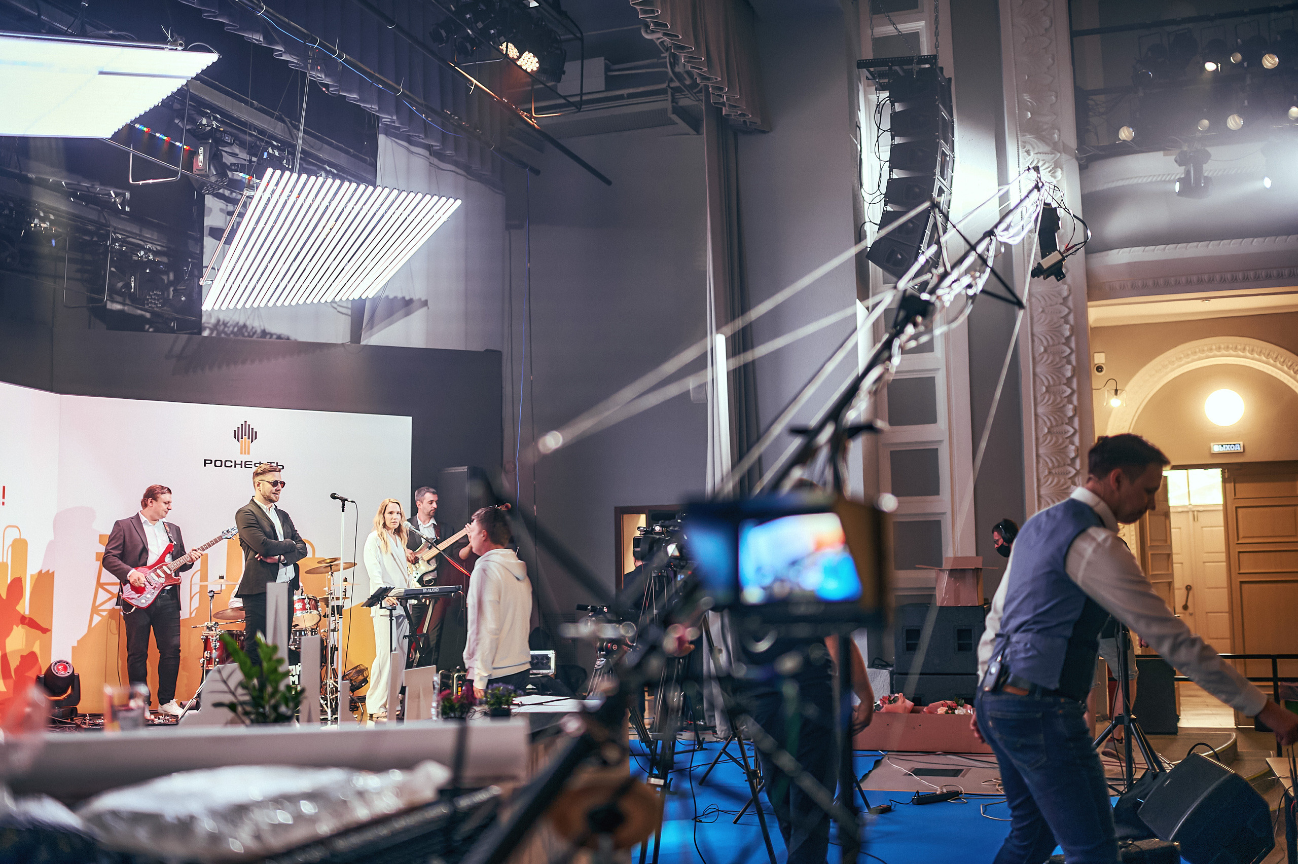 Портфолио репортажной фотосъёмки: "Роснефть" съёмка шоу для «День нефтяника». Фотограф Яковлев Роман — Красноярск