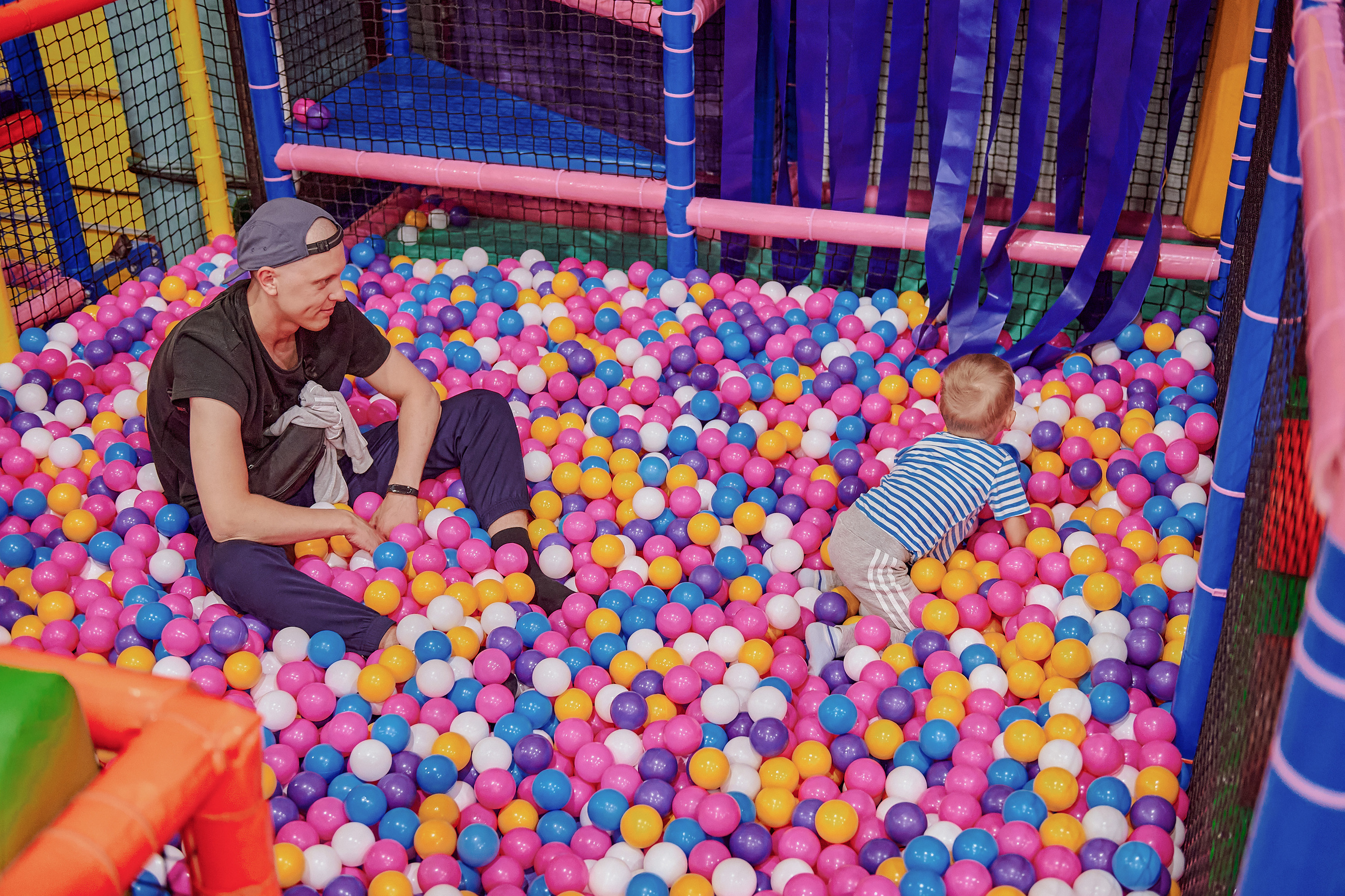 Портфолио репортажной фотосъёмки: Открытие "Vanana park". Фотограф Яковлев Роман — Красноярск