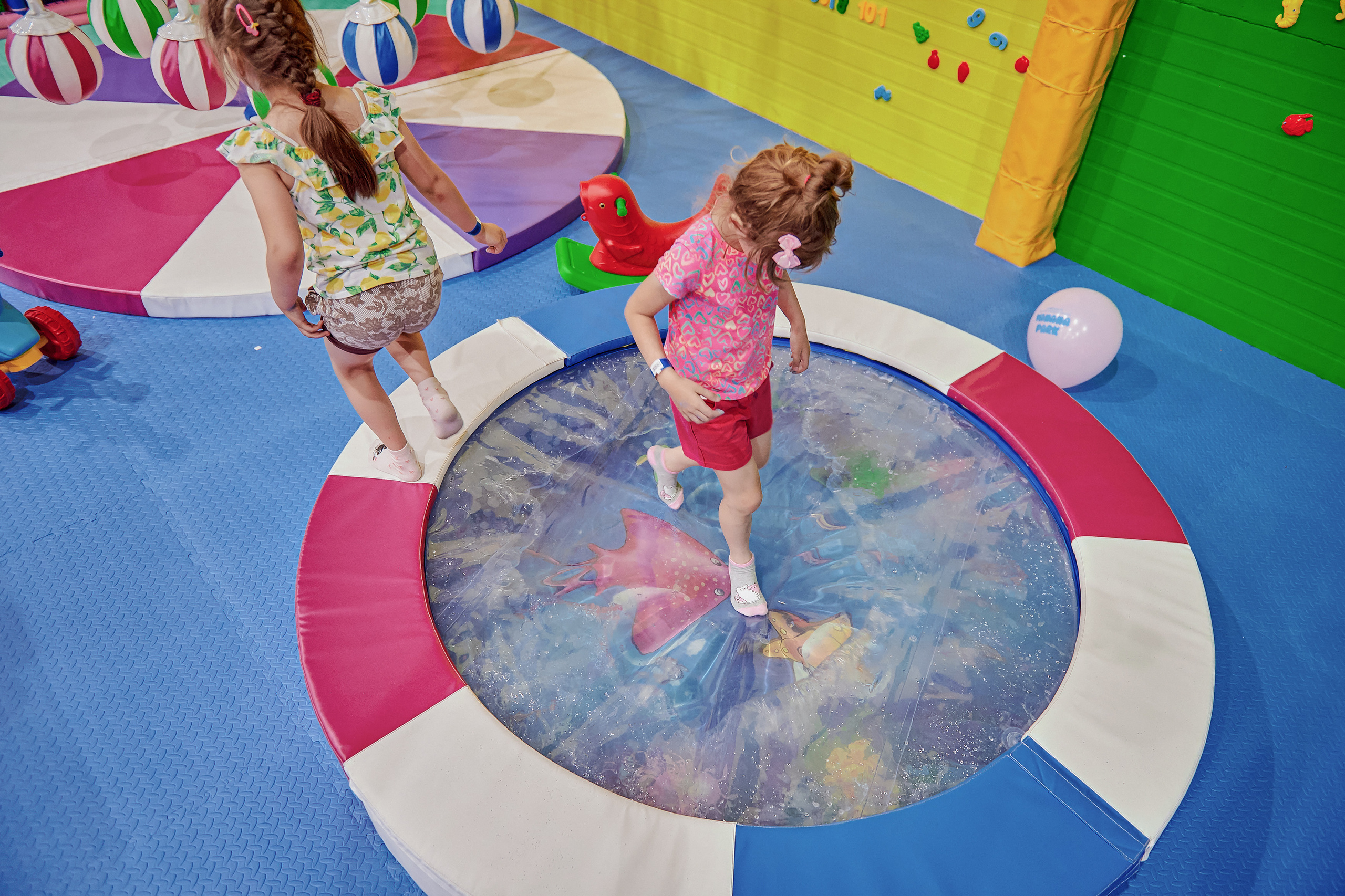 Портфолио репортажной фотосъёмки: Открытие "Vanana park". Фотограф Яковлев Роман — Красноярск