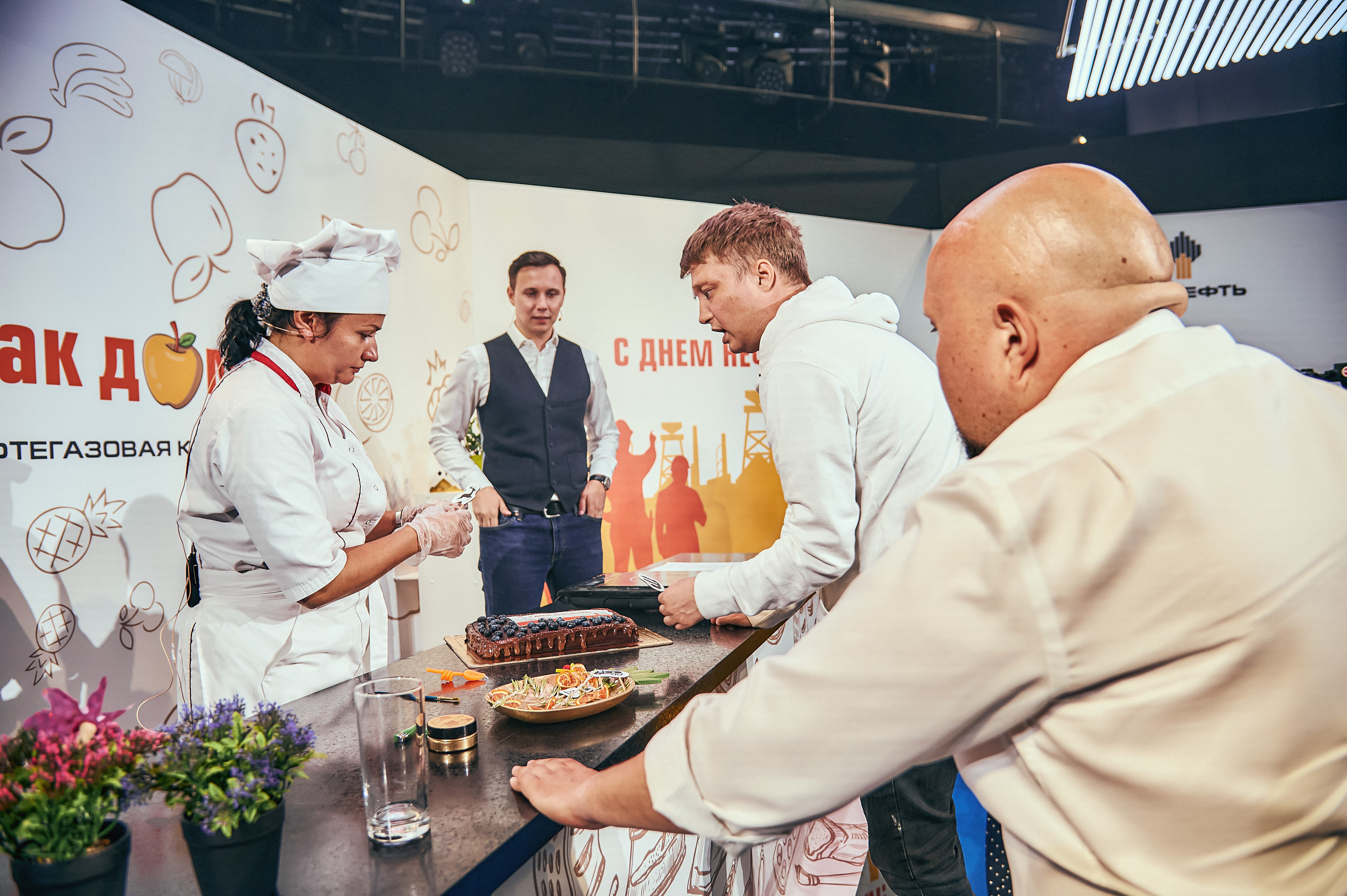 Портфолио репортажной фотосъёмки: "Роснефть" съёмка шоу для «День нефтяника». Фотограф Яковлев Роман — Красноярск