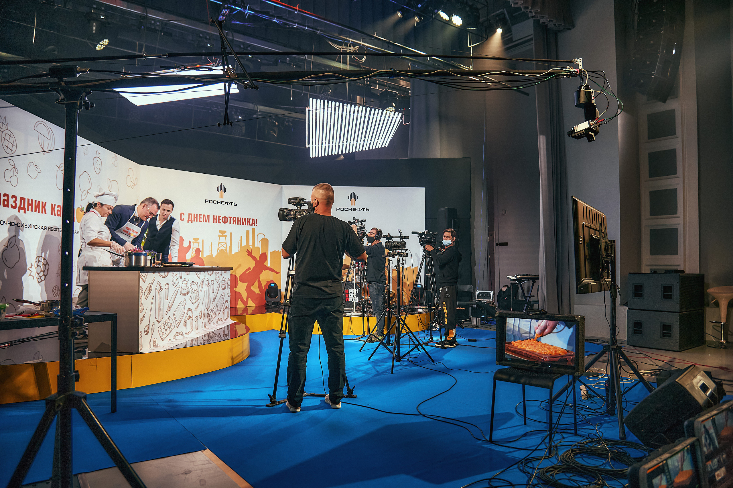 Портфолио репортажной фотосъёмки: "Роснефть" съёмка шоу для «День нефтяника». Фотограф Яковлев Роман — Красноярск