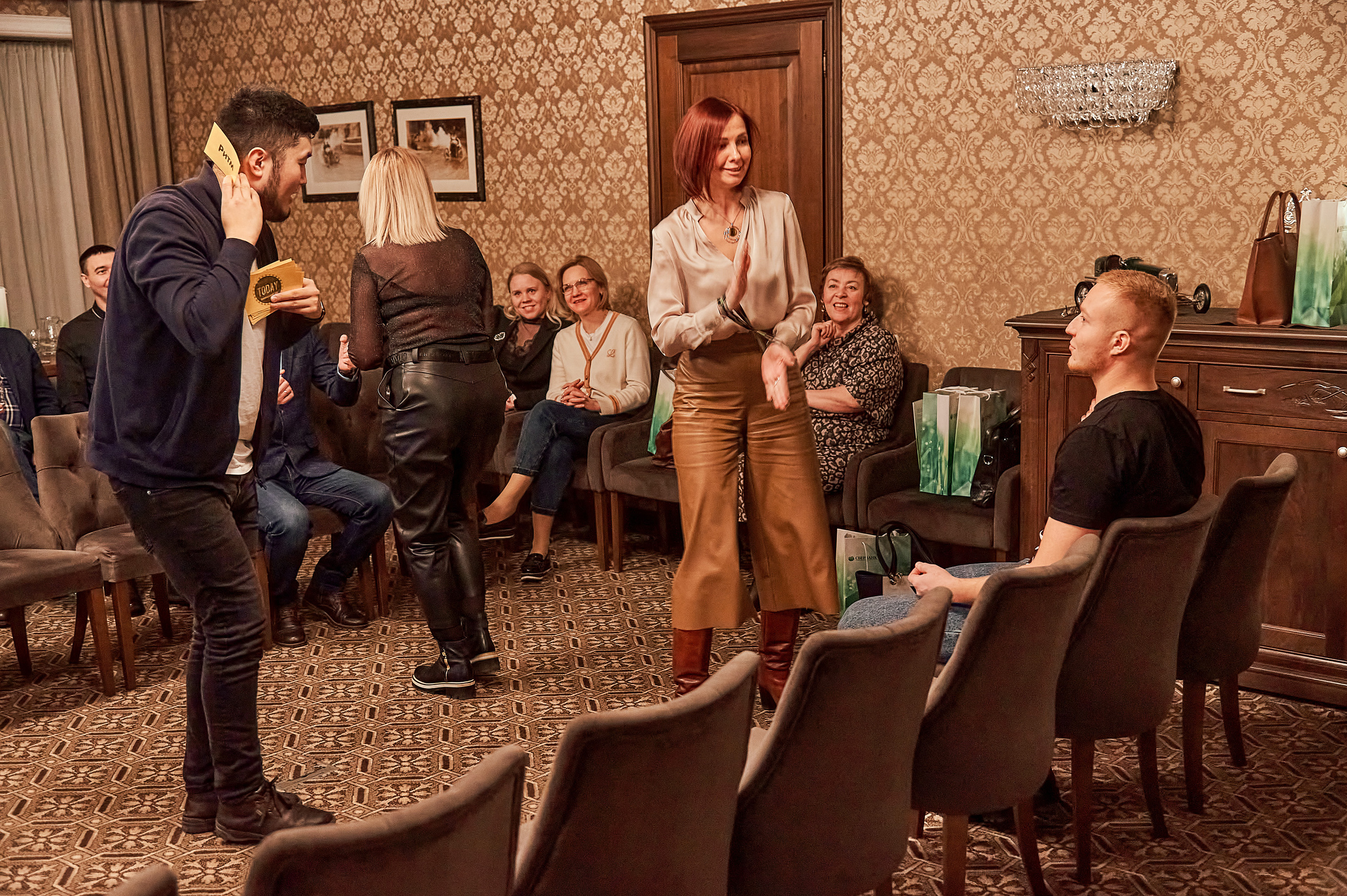 Портфолио репортажной фотосъёмки: "Сбербанк" Новый год. Фотограф Яковлев Роман — Красноярск