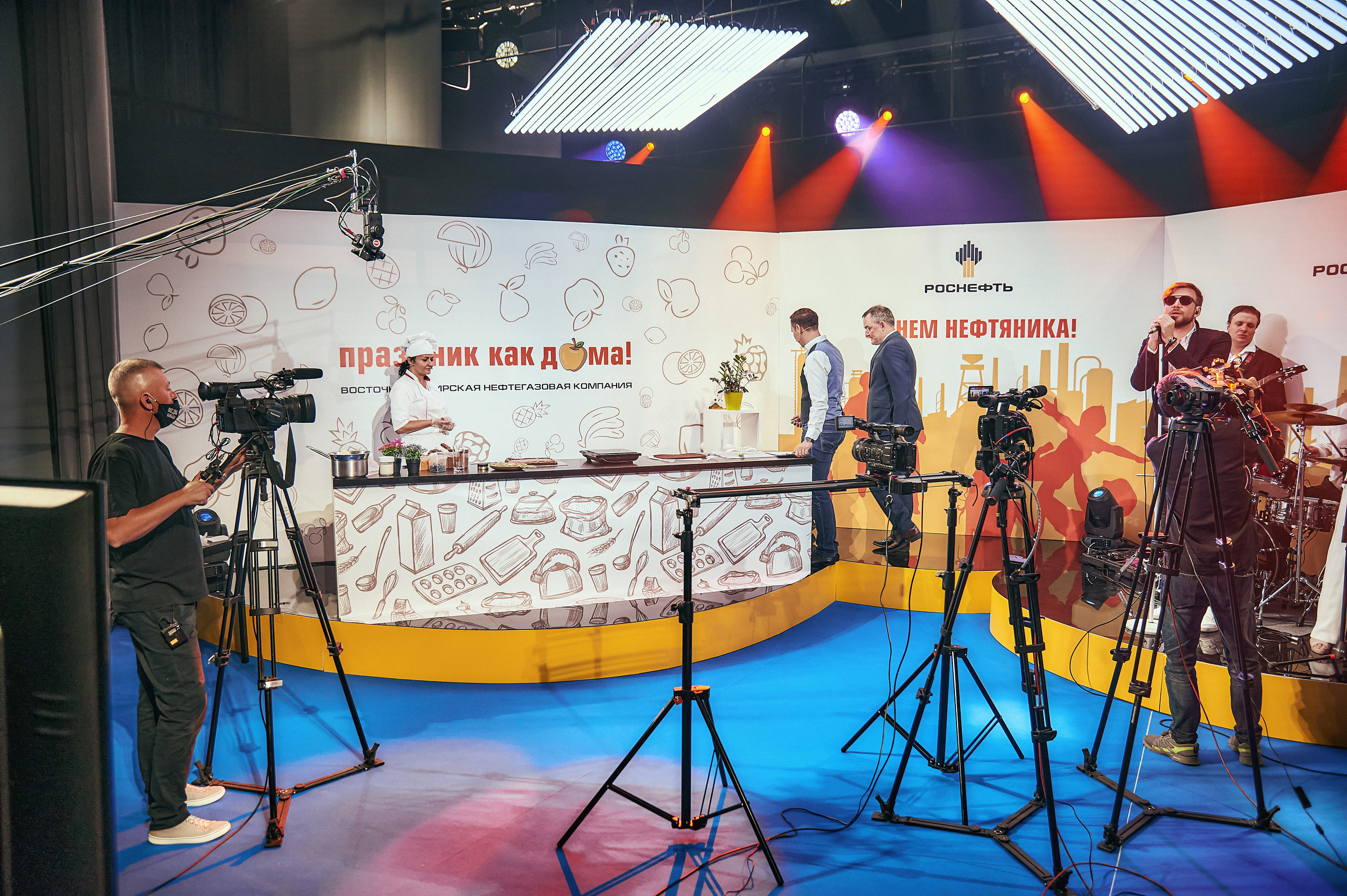 Портфолио репортажной фотосъёмки: "Роснефть" съёмка шоу для «День нефтяника». Фотограф Яковлев Роман — Красноярск