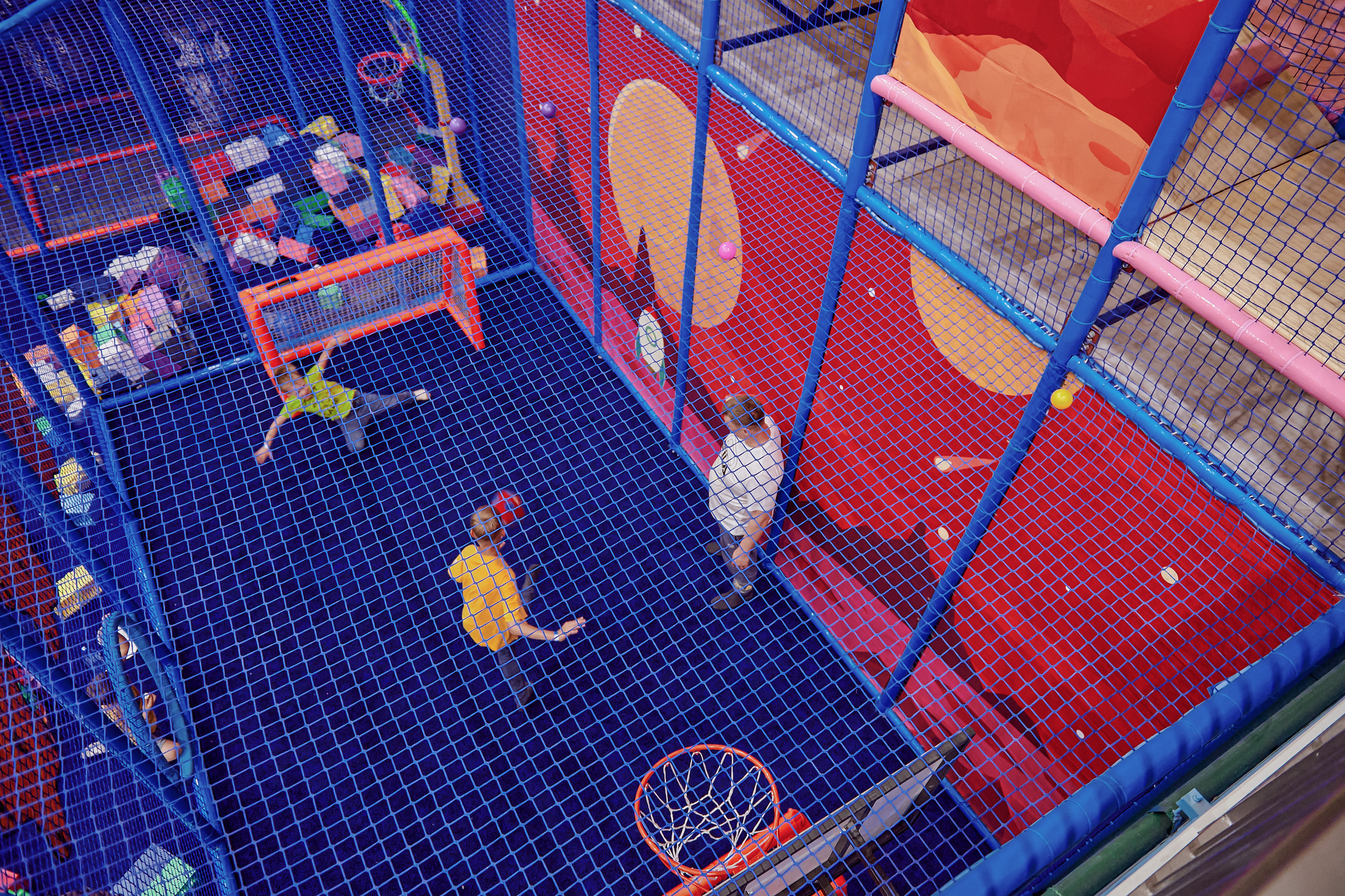 Портфолио репортажной фотосъёмки: Открытие "Vanana park". Фотограф Яковлев Роман — Красноярск