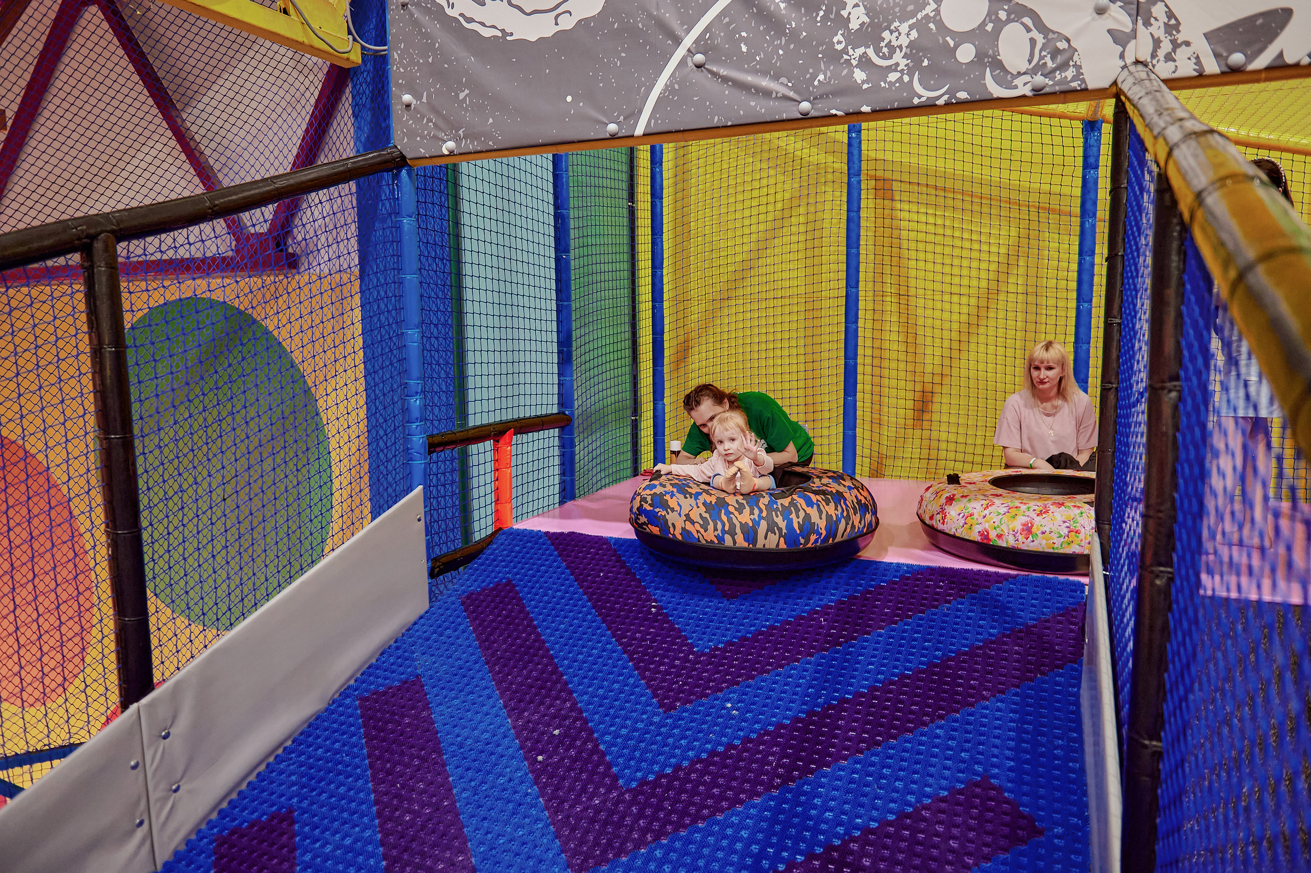 Портфолио репортажной фотосъёмки: Открытие "Vanana park". Фотограф Яковлев Роман — Красноярск