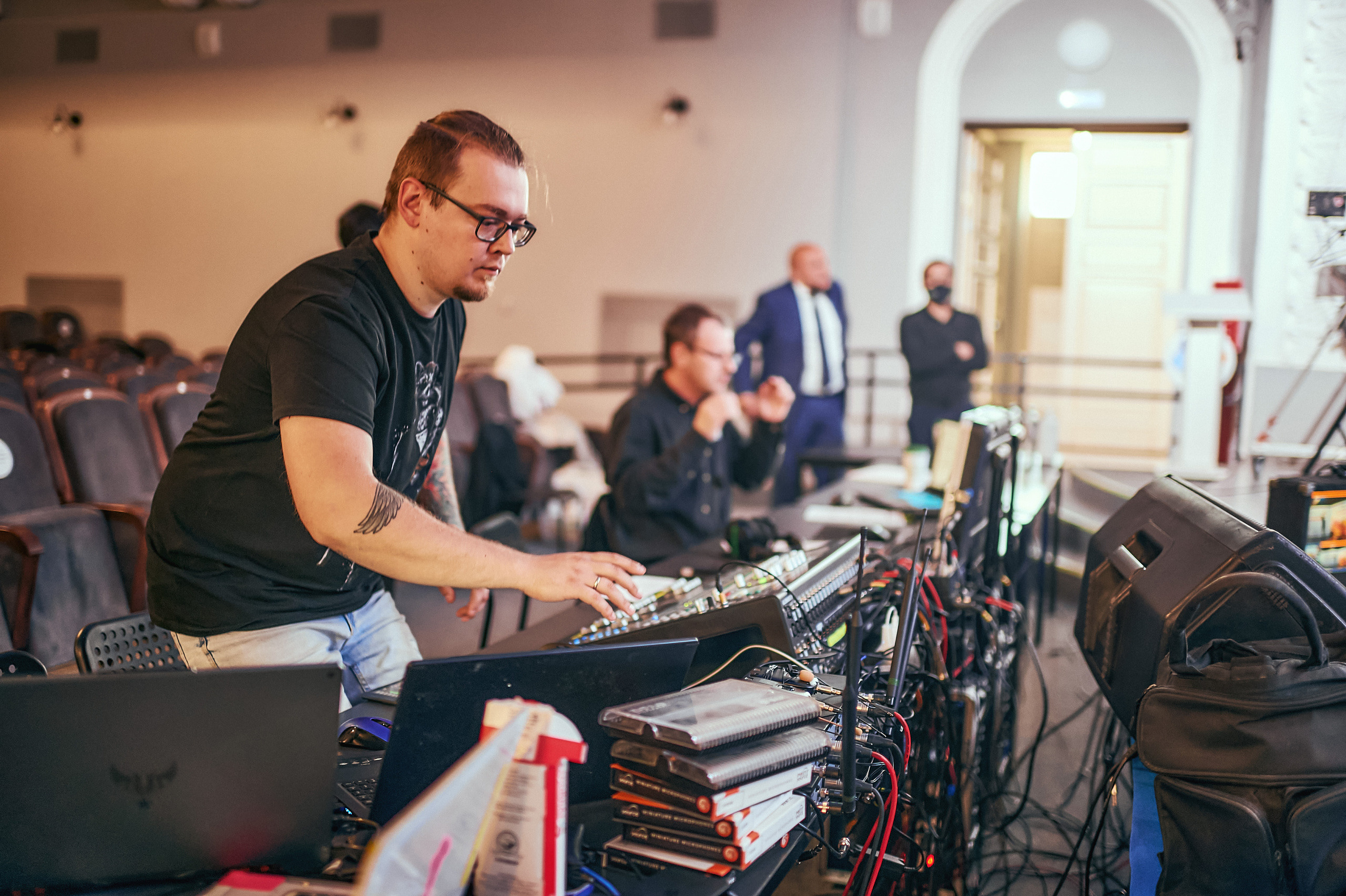 Портфолио репортажной фотосъёмки: "Роснефть" съёмка шоу для «День нефтяника». Фотограф Яковлев Роман — Красноярск