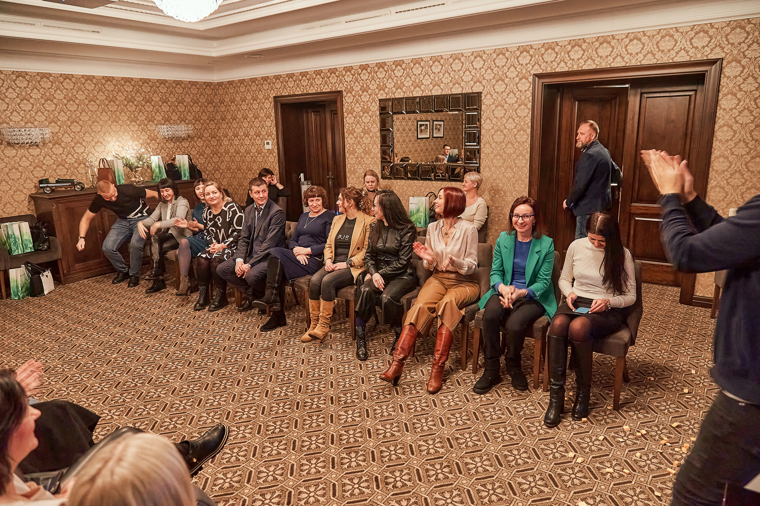 Портфолио репортажной фотосъёмки: "Сбербанк" Новый год. Фотограф Яковлев Роман — Красноярск