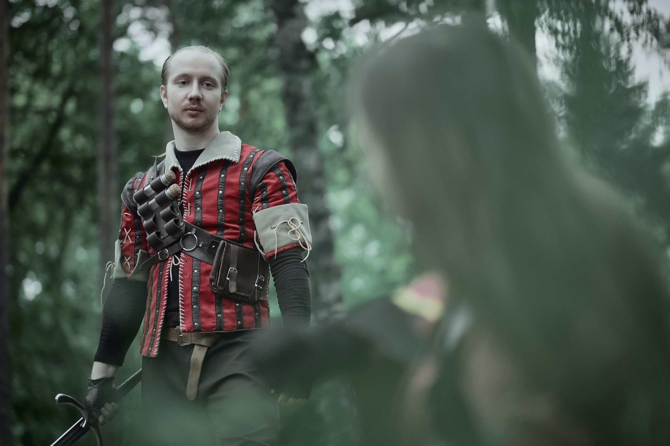 Каролина и Сергей — Предсвадебная съёмка в стиле «Ведьмак». Фотограф Яковлев Роман — Красноярск