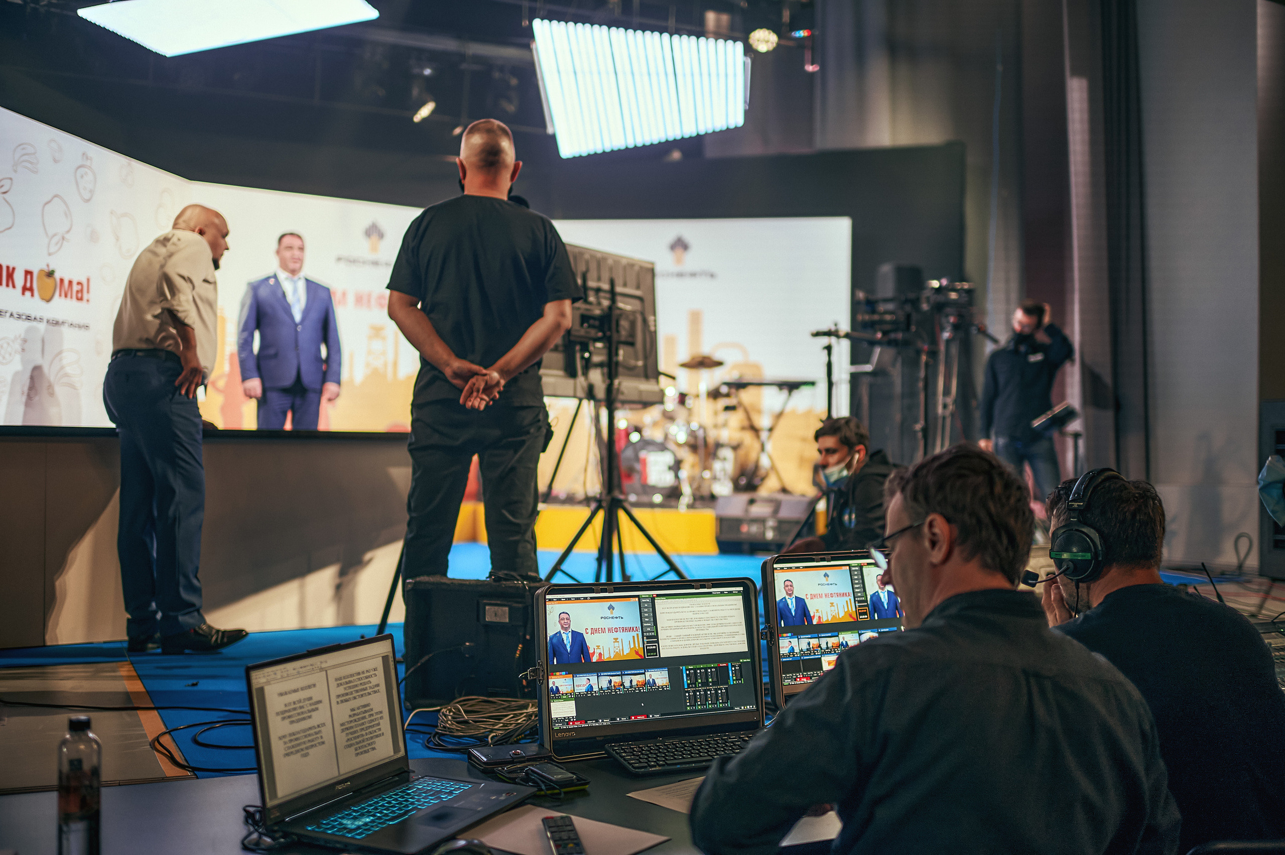 Портфолио репортажной фотосъёмки: "Роснефть" съёмка шоу для «День нефтяника». Фотограф Яковлев Роман — Красноярск