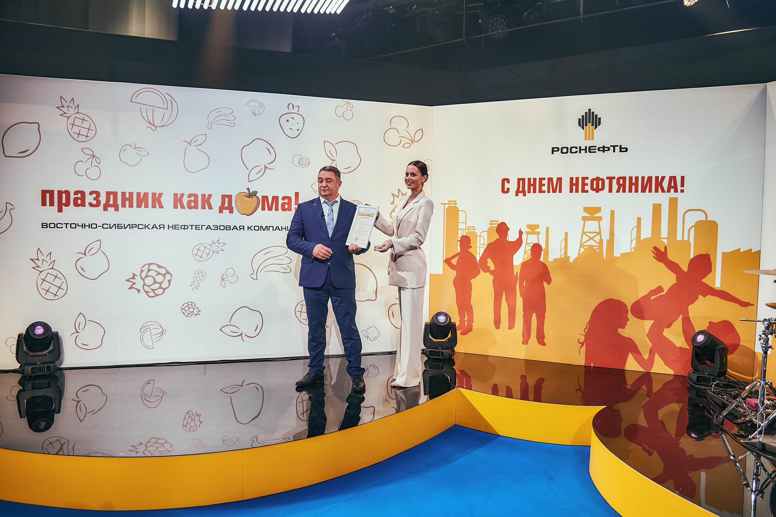 Портфолио репортажной фотосъёмки: "Роснефть" съёмка шоу для «День нефтяника». Фотограф Яковлев Роман — Красноярск