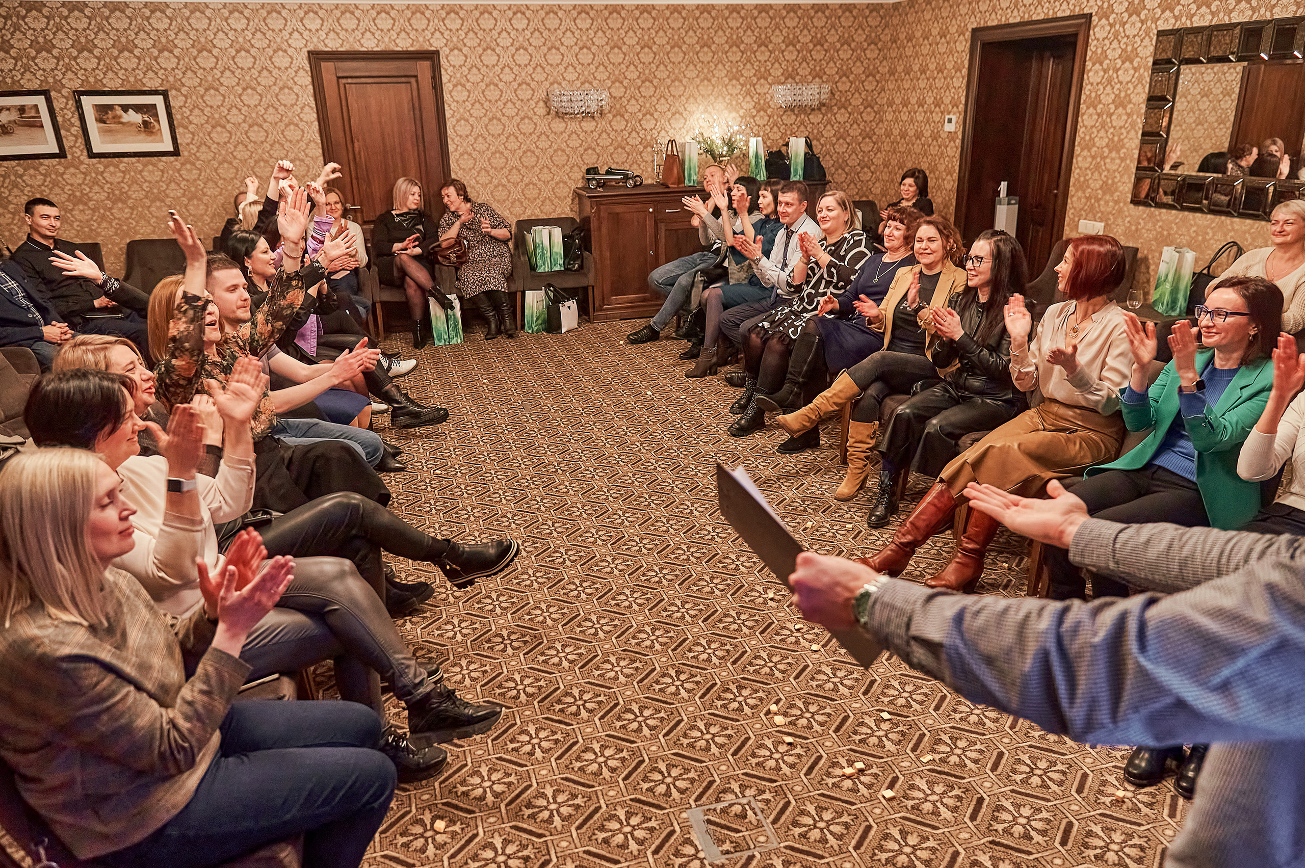 Портфолио репортажной фотосъёмки: "Сбербанк" Новый год. Фотограф Яковлев Роман — Красноярск