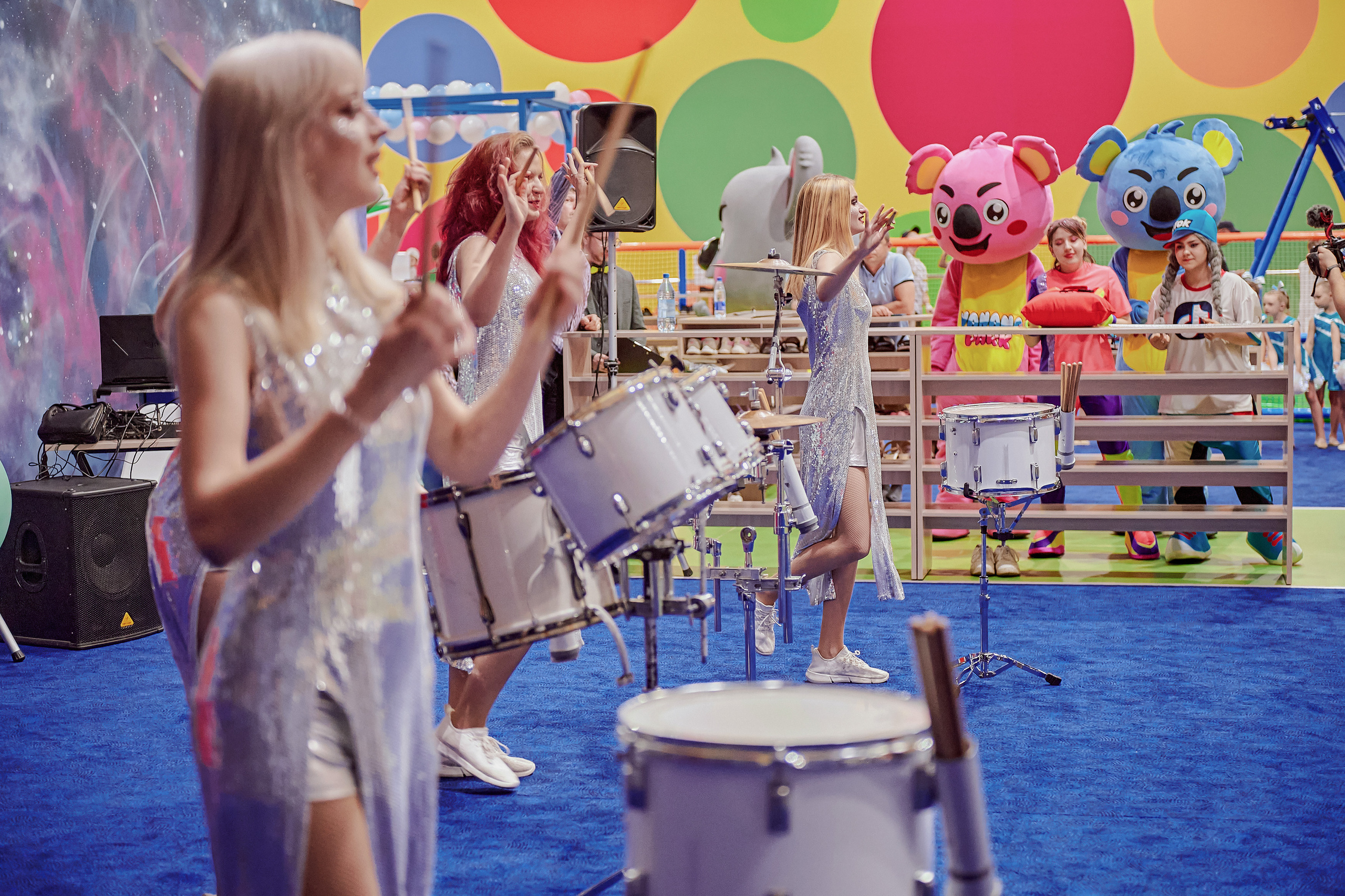 Портфолио репортажной фотосъёмки: Открытие "Vanana park". Фотограф Яковлев Роман — Красноярск