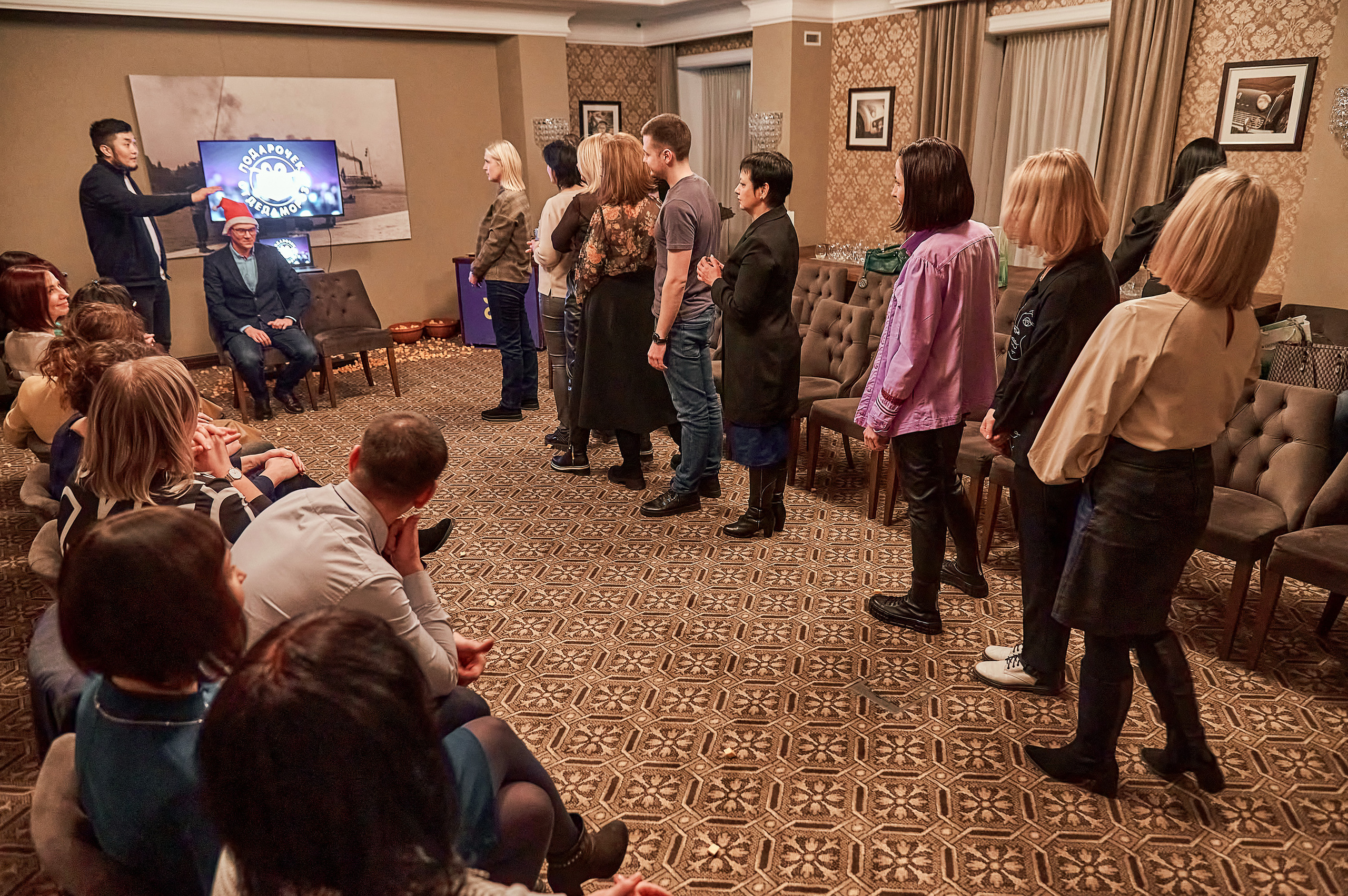 Портфолио репортажной фотосъёмки: "Сбербанк" Новый год. Фотограф Яковлев Роман — Красноярск