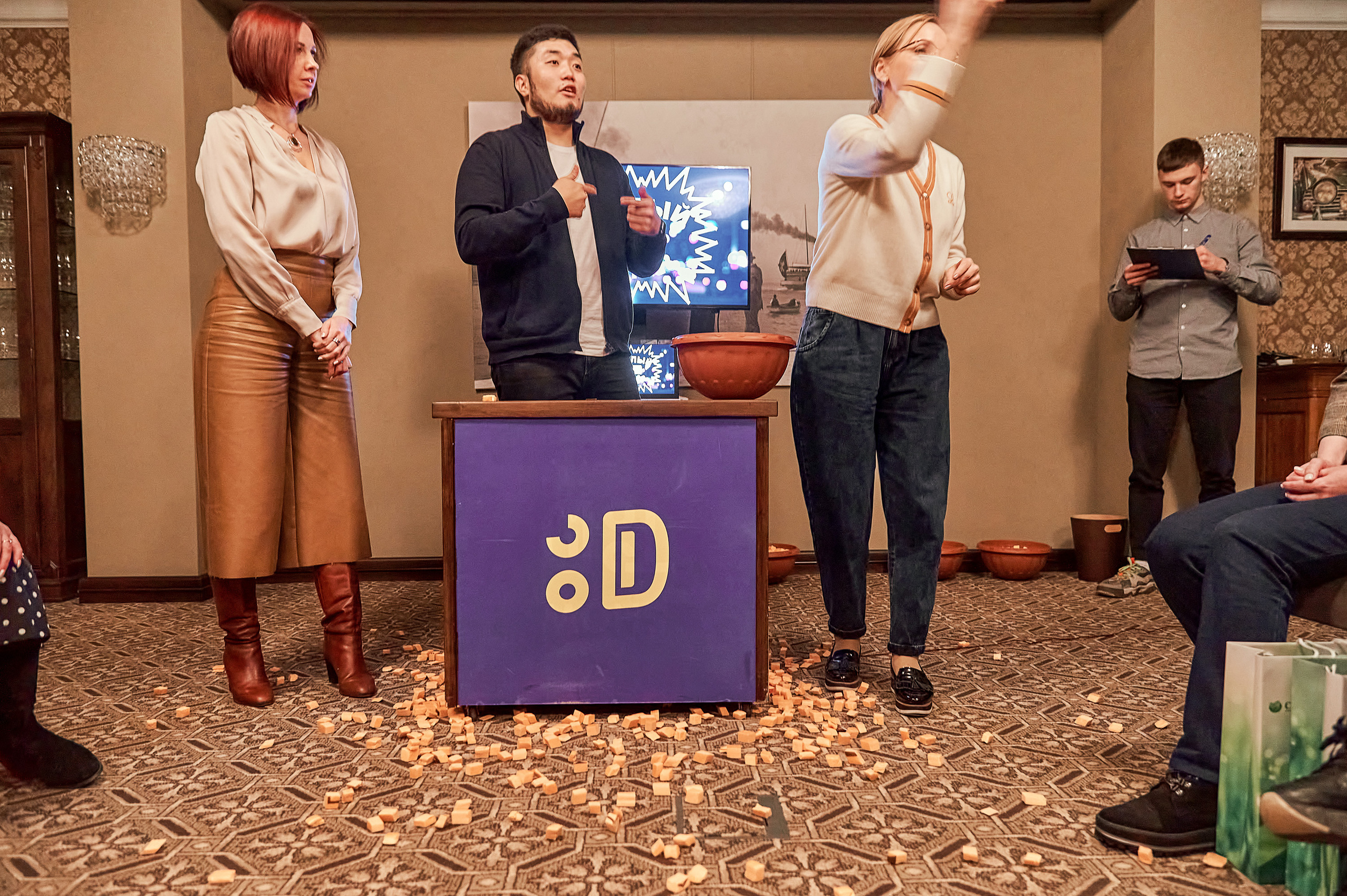 Портфолио репортажной фотосъёмки: "Сбербанк" Новый год. Фотограф Яковлев Роман — Красноярск