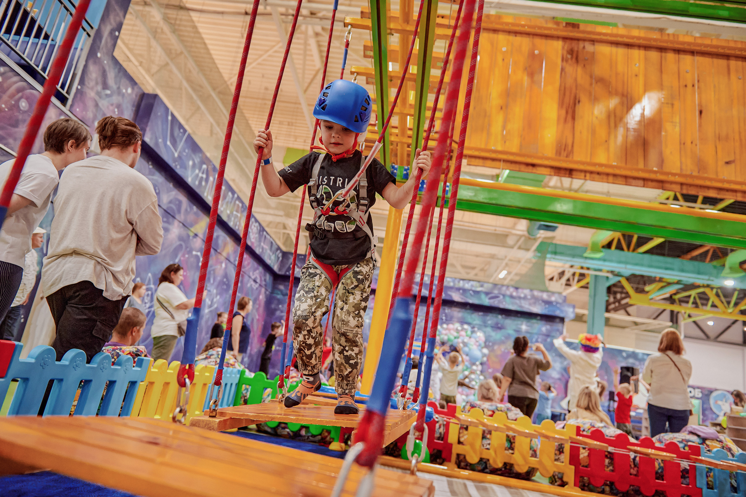 Портфолио репортажной фотосъёмки: Открытие "Vanana park". Фотограф Яковлев Роман — Красноярск