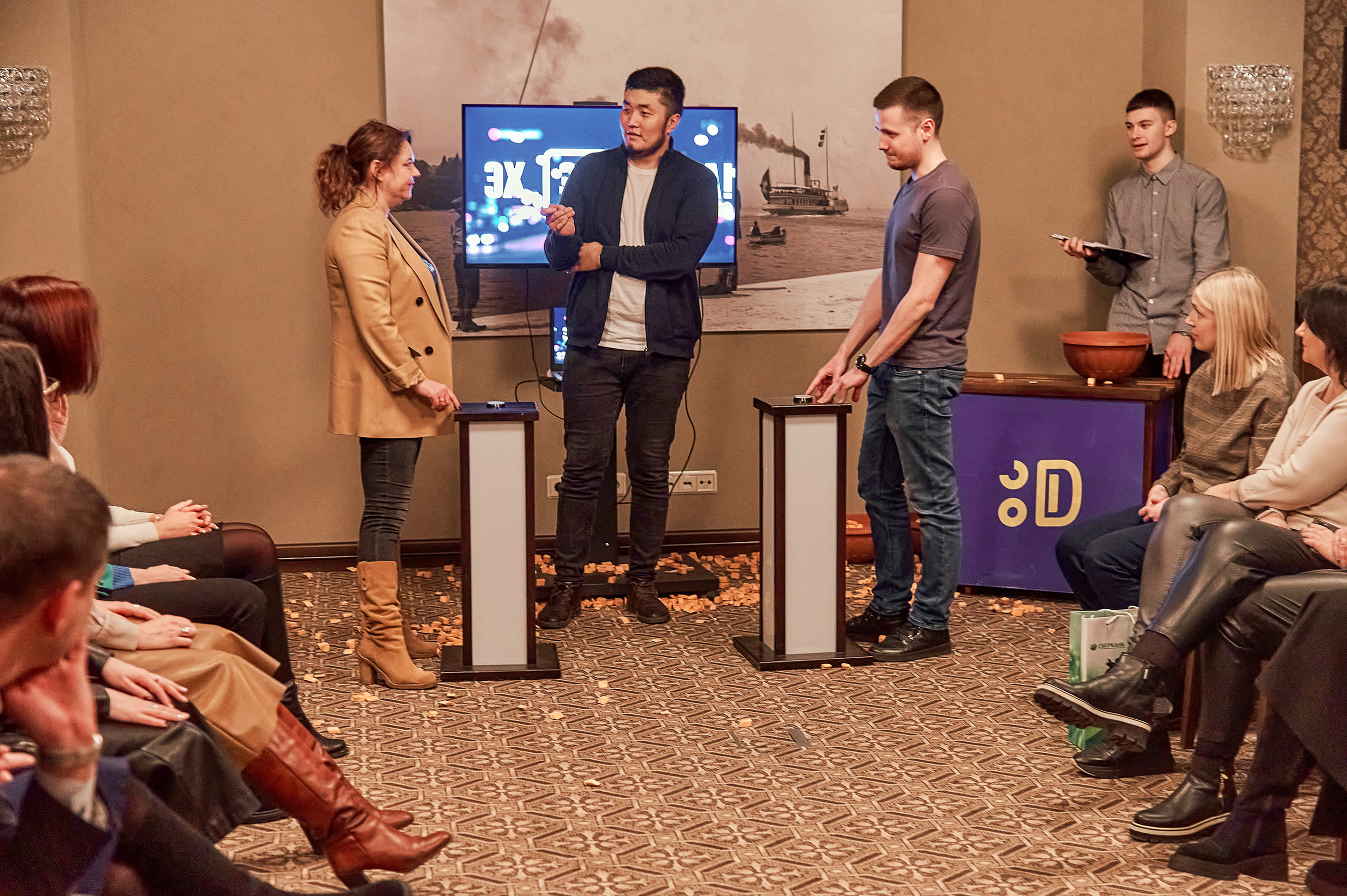 Портфолио репортажной фотосъёмки: "Сбербанк" Новый год. Фотограф Яковлев Роман — Красноярск