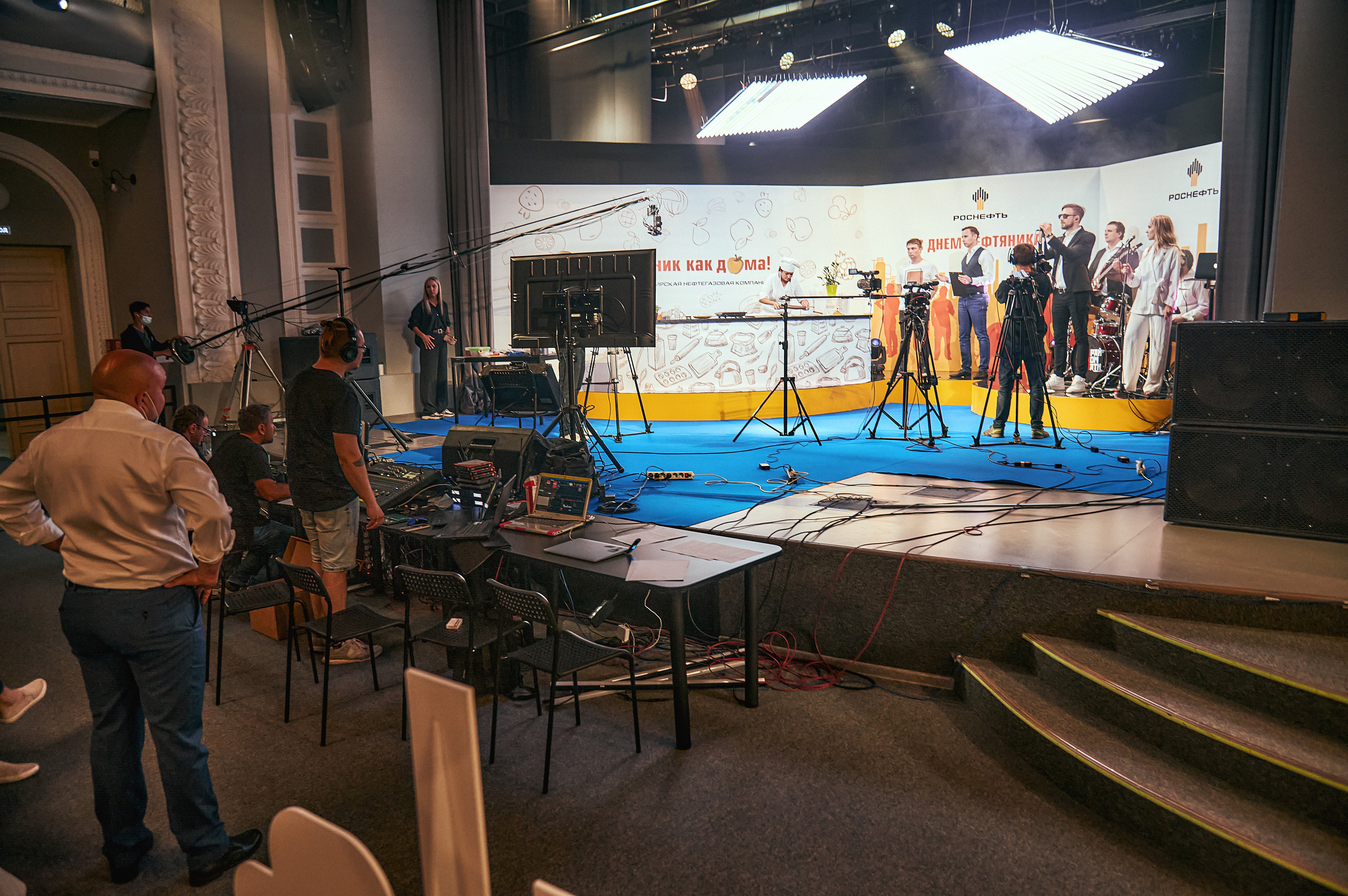 Портфолио репортажной фотосъёмки: "Роснефть" съёмка шоу для «День нефтяника». Фотограф Яковлев Роман — Красноярск