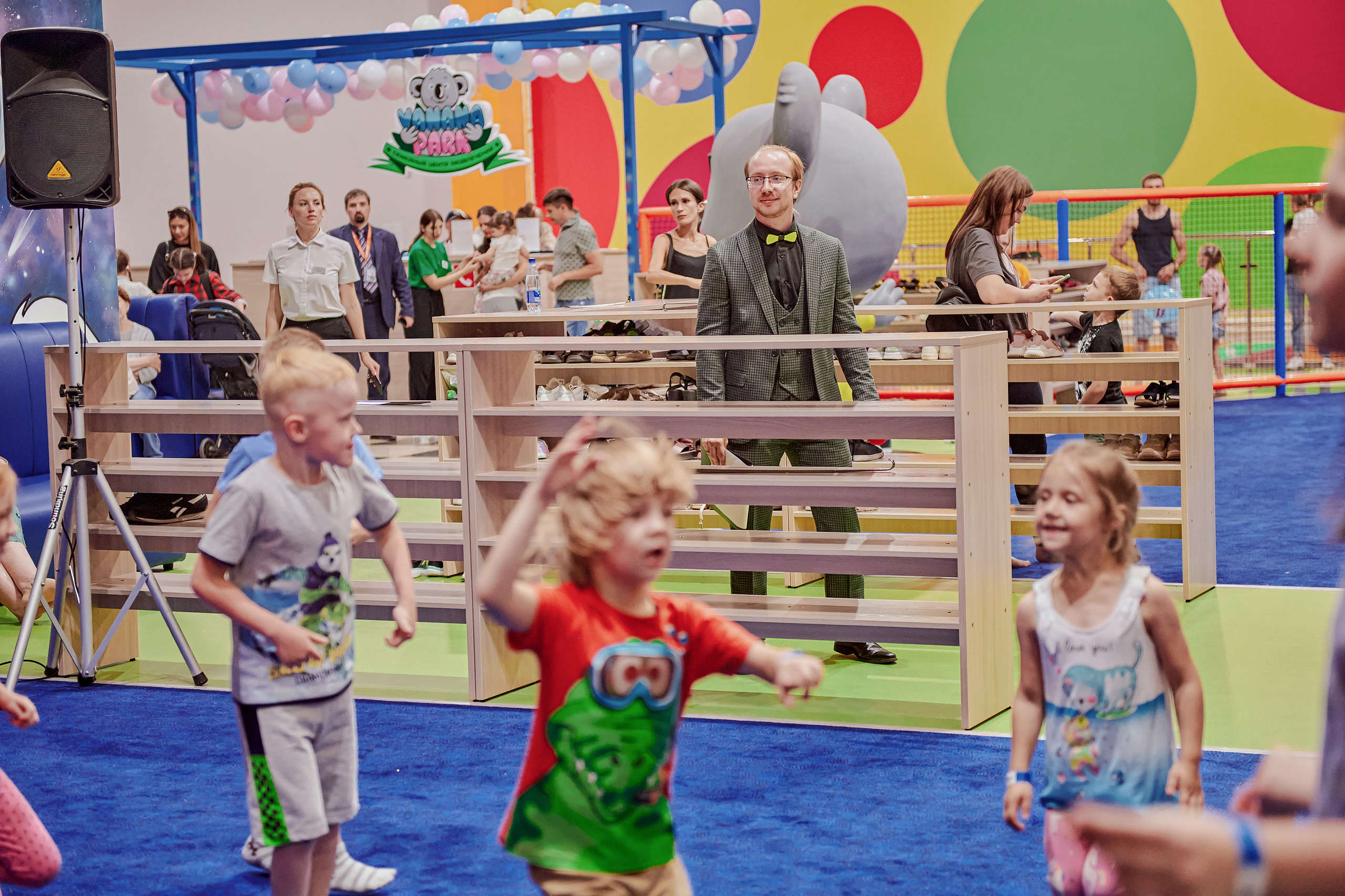 Портфолио репортажной фотосъёмки: Открытие "Vanana park". Фотограф Яковлев Роман — Красноярск