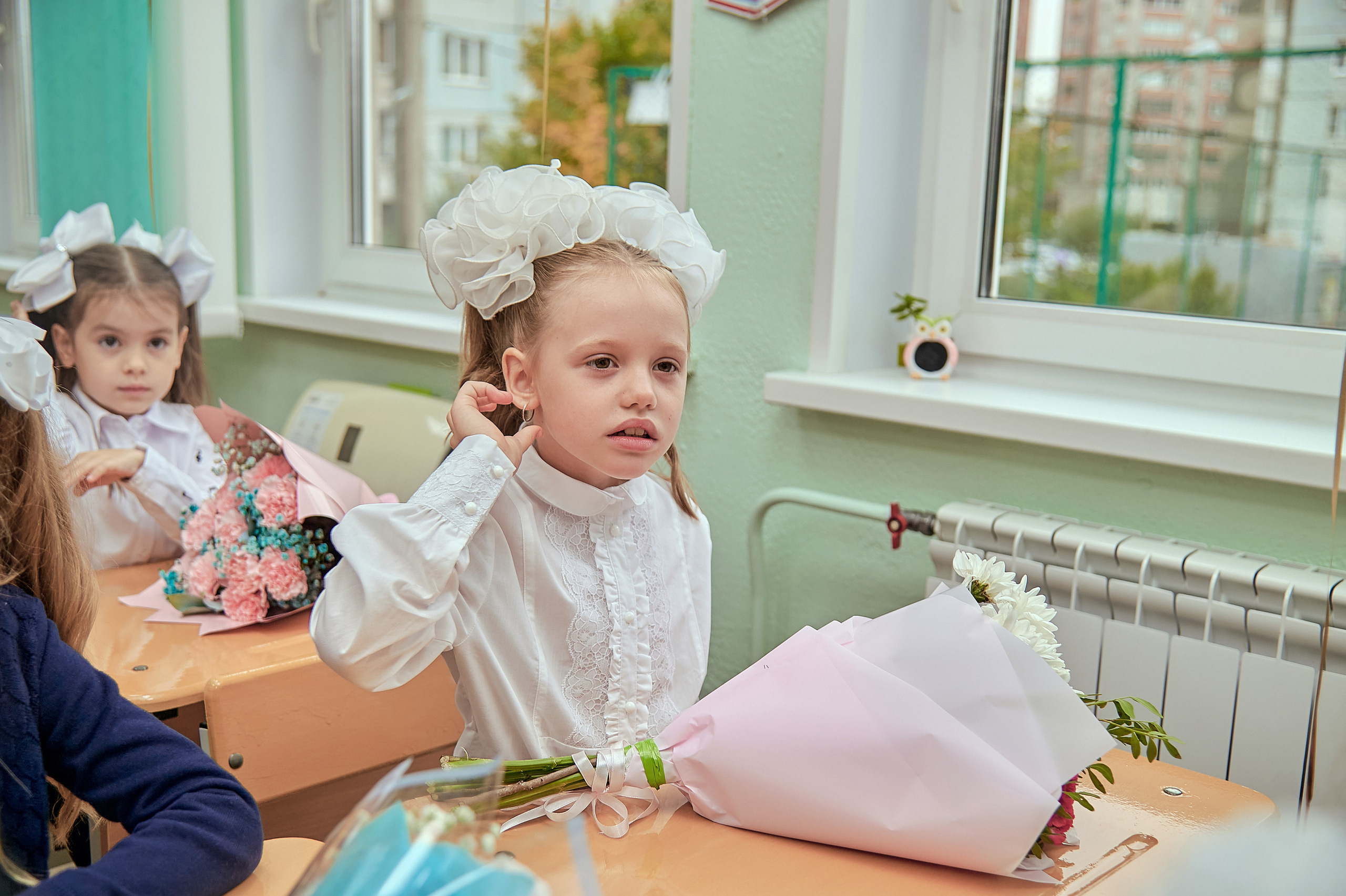 Портфолио репортажной фотосъёмки: 1 сентября в школе № 149. Фотограф Яковлев Роман — Красноярск