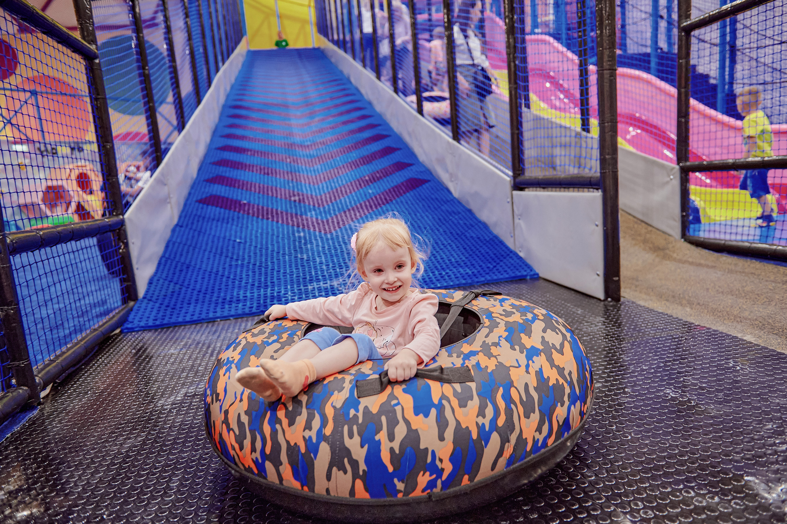 Портфолио репортажной фотосъёмки: Открытие "Vanana park". Фотограф Яковлев Роман — Красноярск