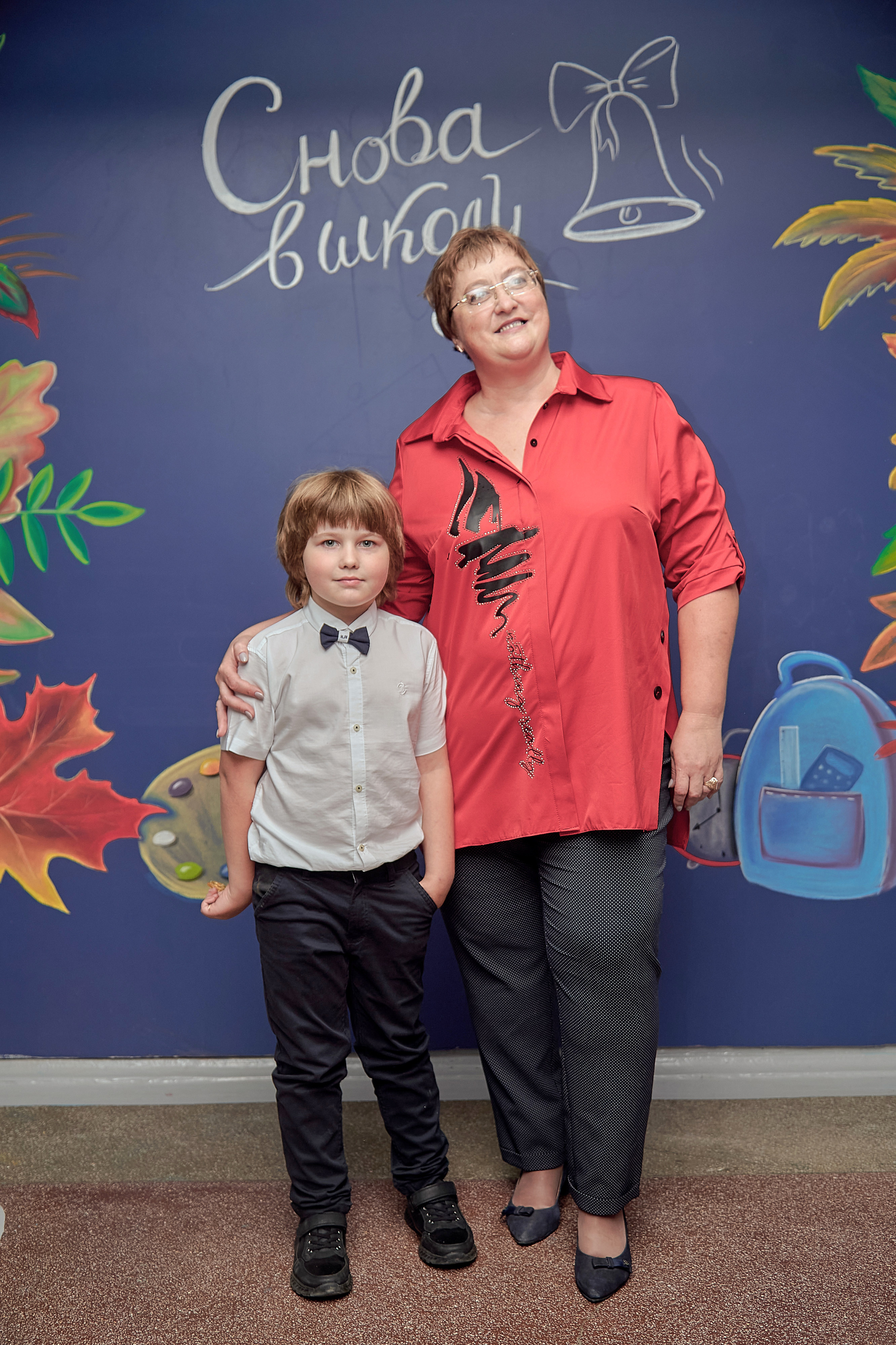 Портфолио репортажной фотосъёмки: 1 сентября в школе № 149. Фотограф Яковлев Роман — Красноярск