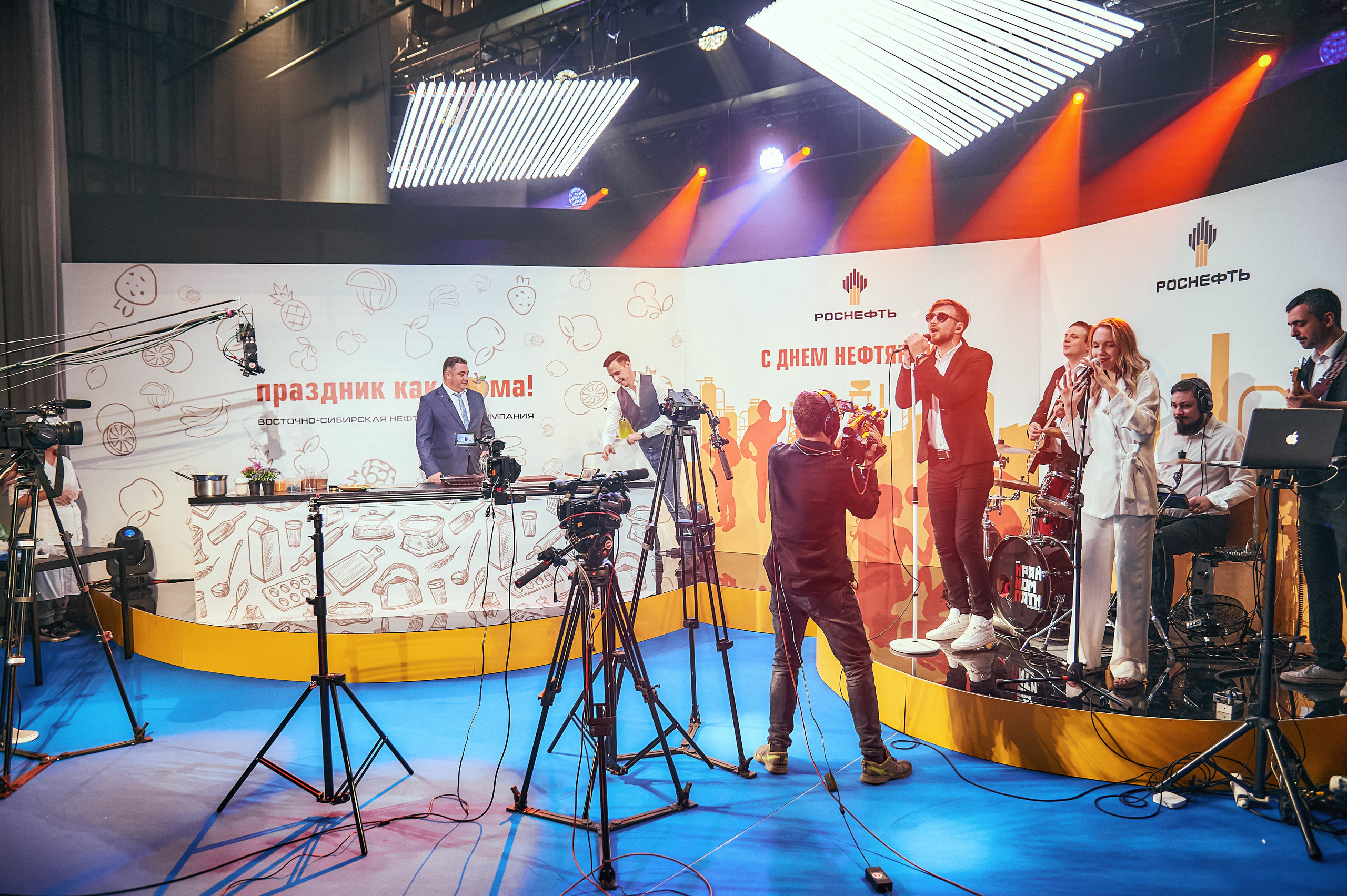 Портфолио репортажной фотосъёмки: "Роснефть" съёмка шоу для «День нефтяника». Фотограф Яковлев Роман — Красноярск