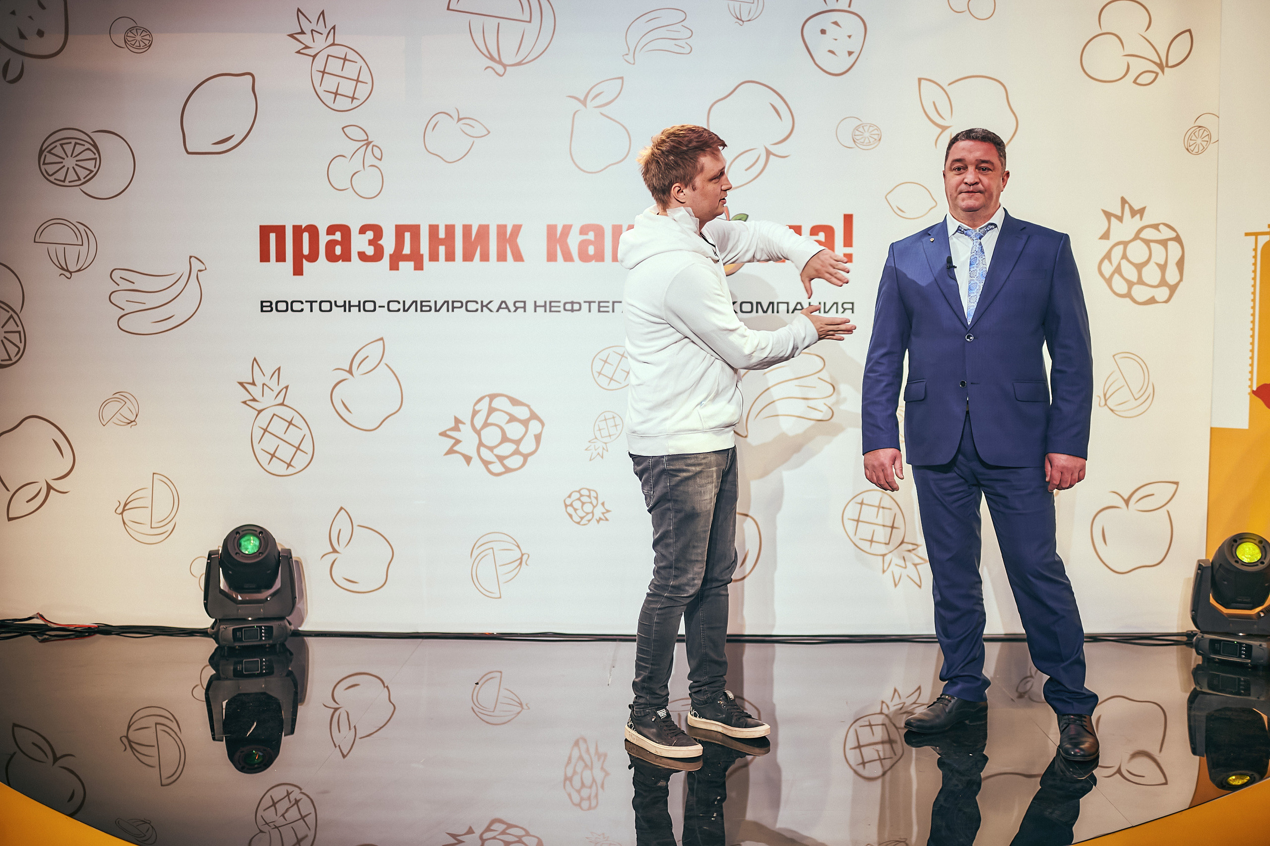 Портфолио репортажной фотосъёмки: "Роснефть" съёмка шоу для «День нефтяника». Фотограф Яковлев Роман — Красноярск