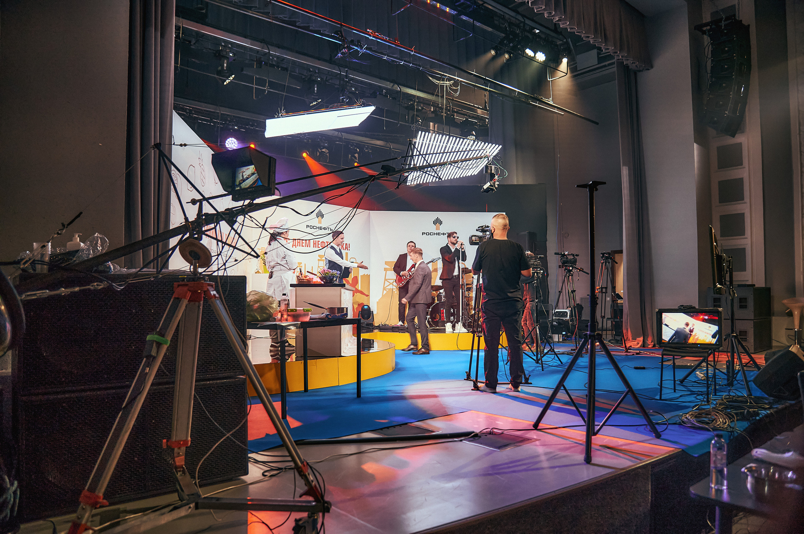 Портфолио репортажной фотосъёмки: "Роснефть" съёмка шоу для «День нефтяника». Фотограф Яковлев Роман — Красноярск