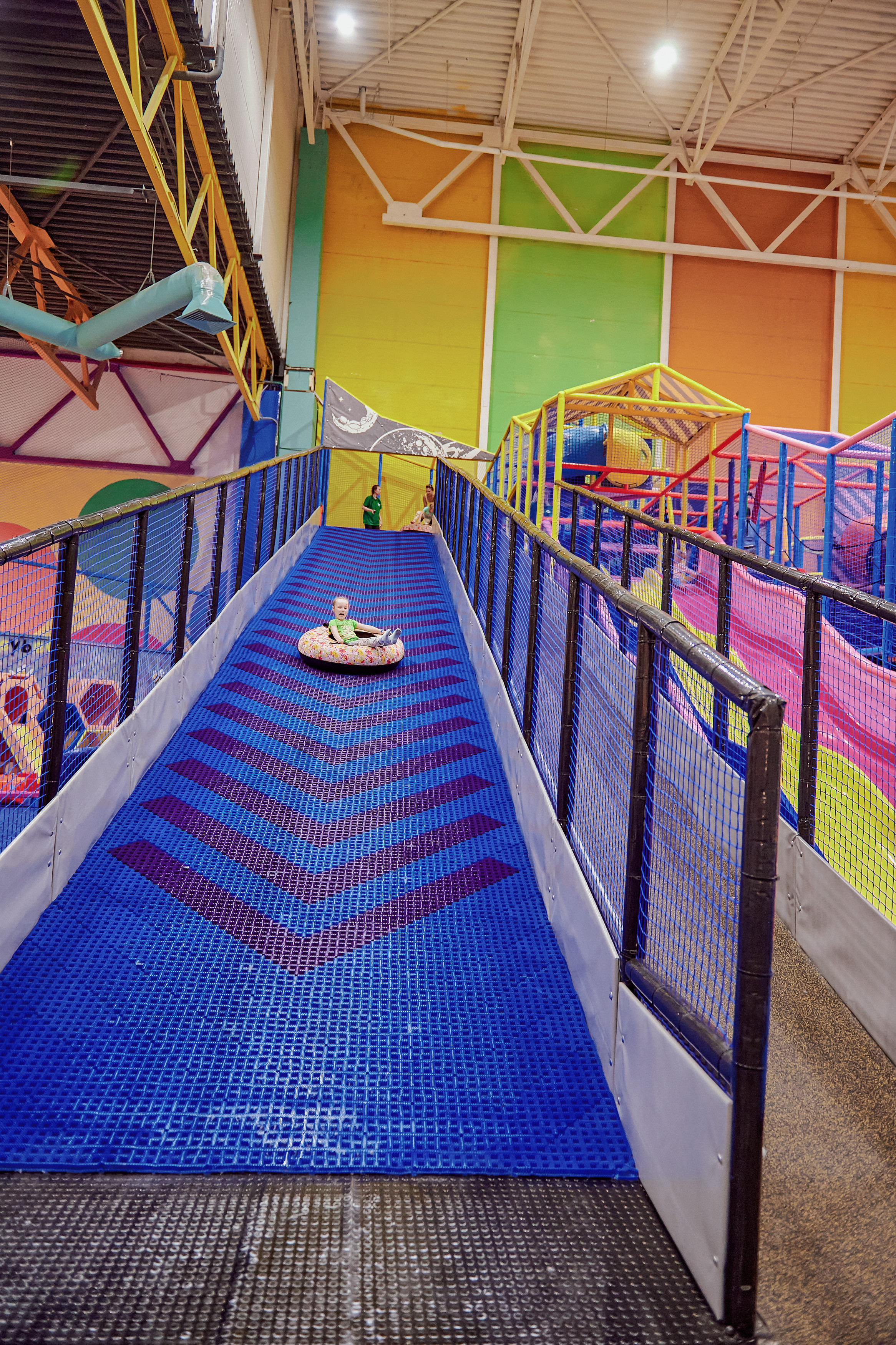 Портфолио репортажной фотосъёмки: Открытие "Vanana park". Фотограф Яковлев Роман — Красноярск