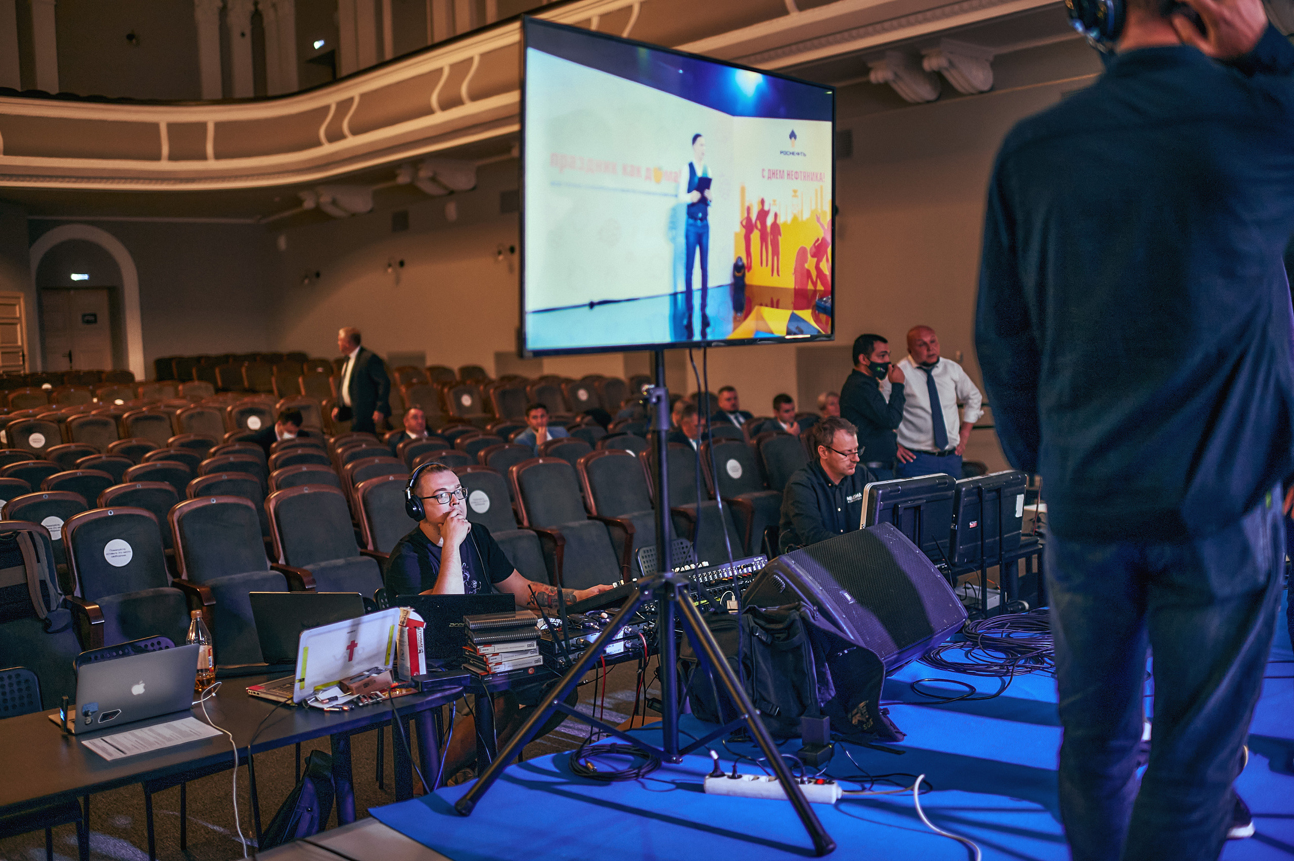 Портфолио репортажной фотосъёмки: "Роснефть" съёмка шоу для «День нефтяника». Фотограф Яковлев Роман — Красноярск