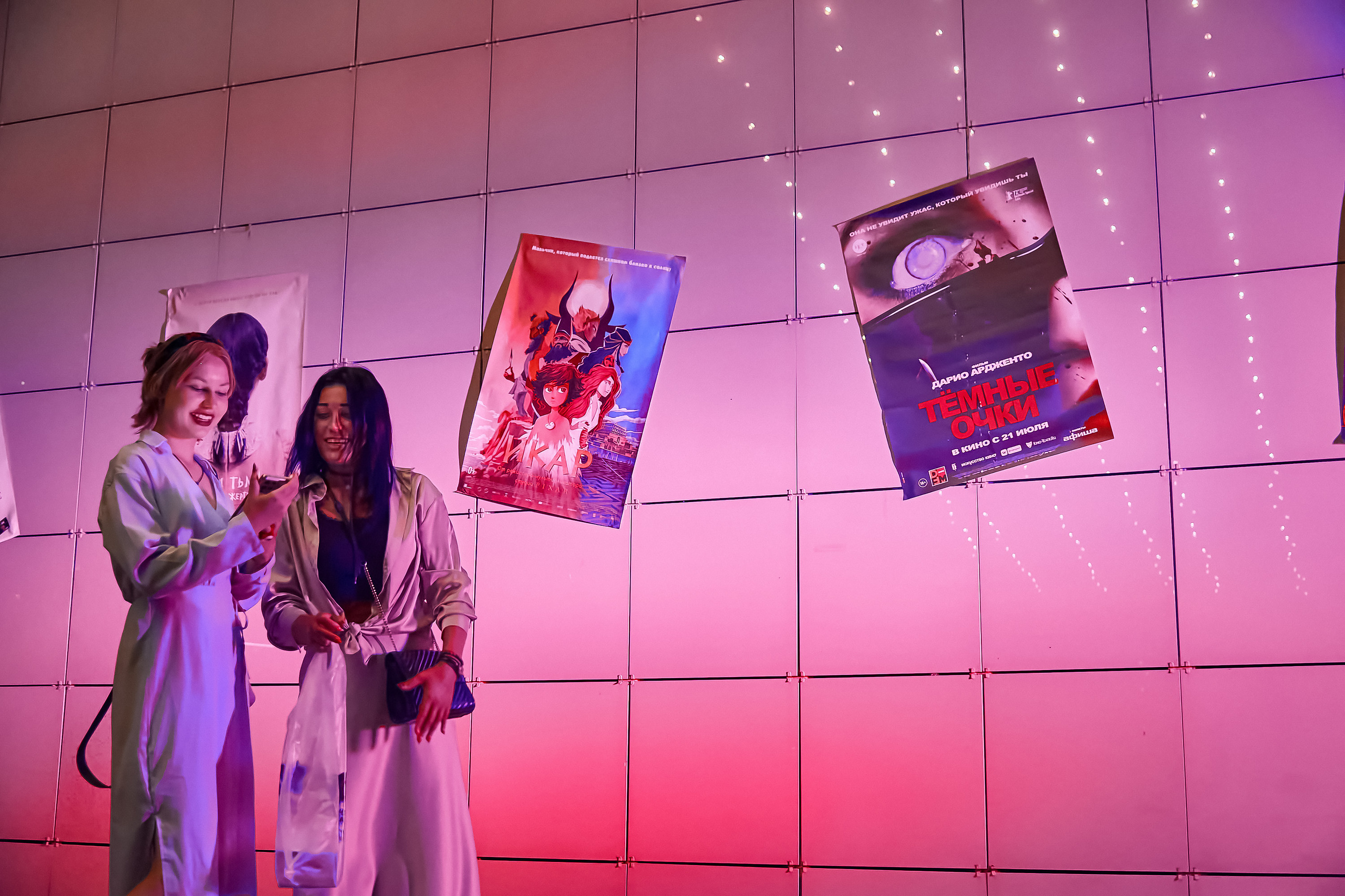 Портфолио репортажной фотосъёмки: Кинодворик "Дом кино" Красноярск. Фотограф Яковлев Роман — Красноярск