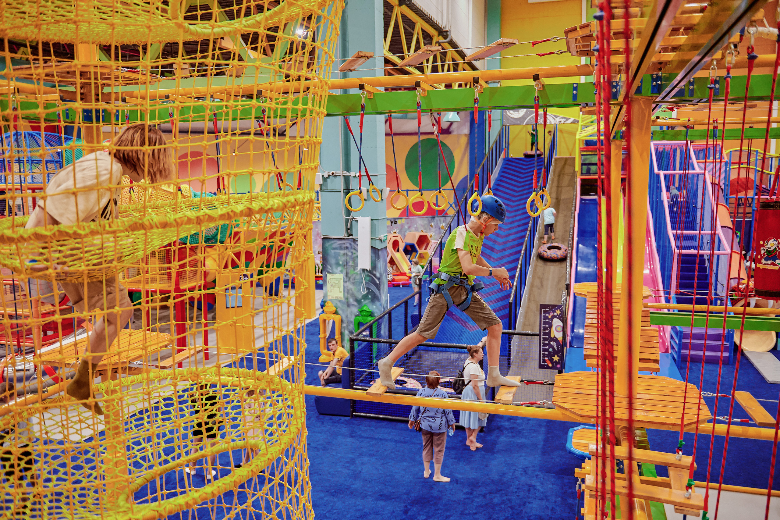 Портфолио репортажной фотосъёмки: Открытие "Vanana park". Фотограф Яковлев Роман — Красноярск