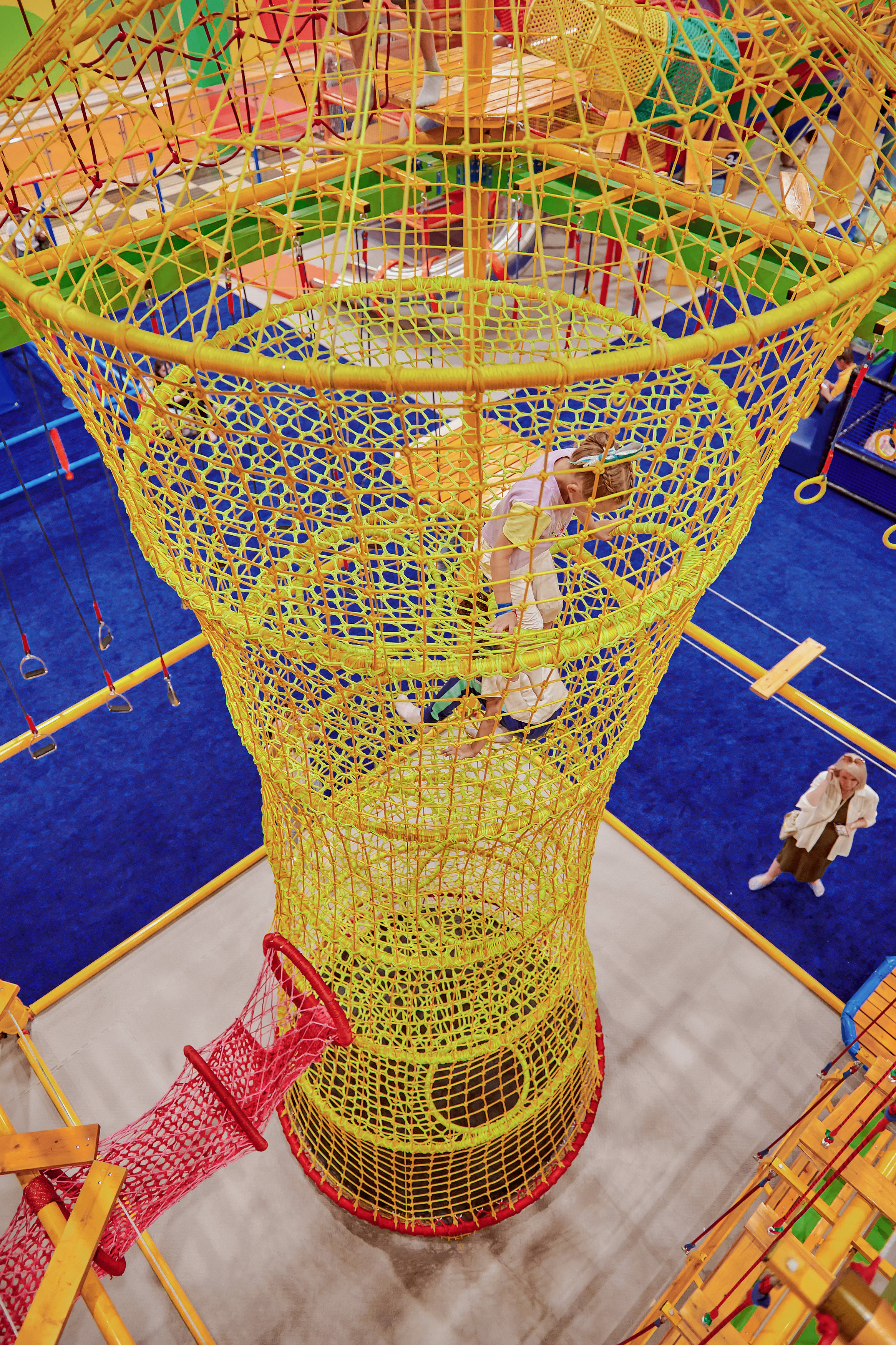 Портфолио репортажной фотосъёмки: Открытие "Vanana park". Фотограф Яковлев Роман — Красноярск