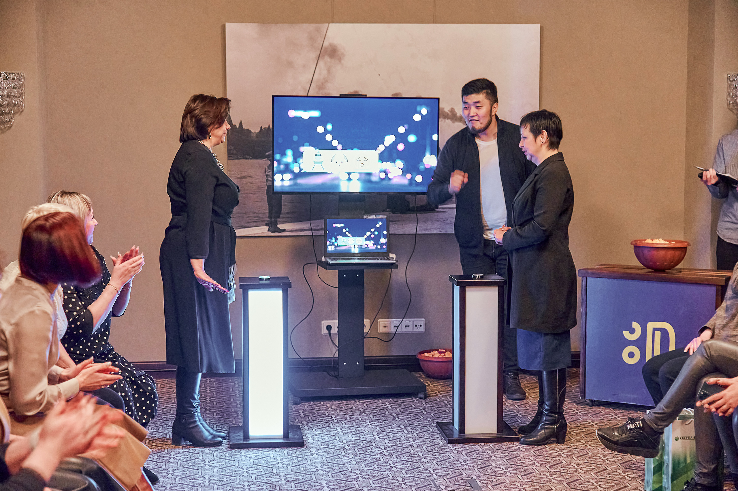 Портфолио репортажной фотосъёмки: "Сбербанк" Новый год. Фотограф Яковлев Роман — Красноярск