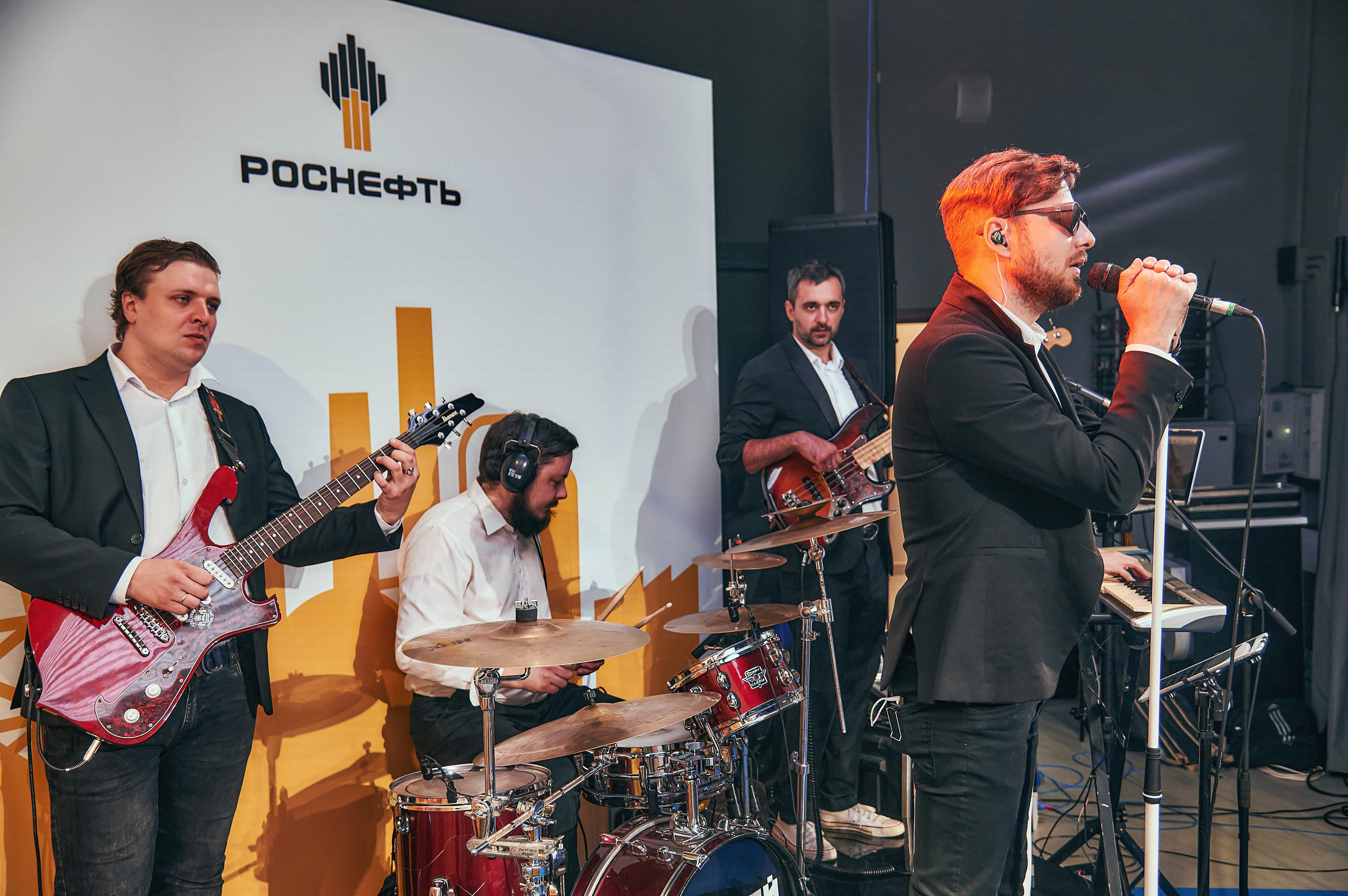 Портфолио репортажной фотосъёмки: "Роснефть" съёмка шоу для «День нефтяника». Фотограф Яковлев Роман — Красноярск