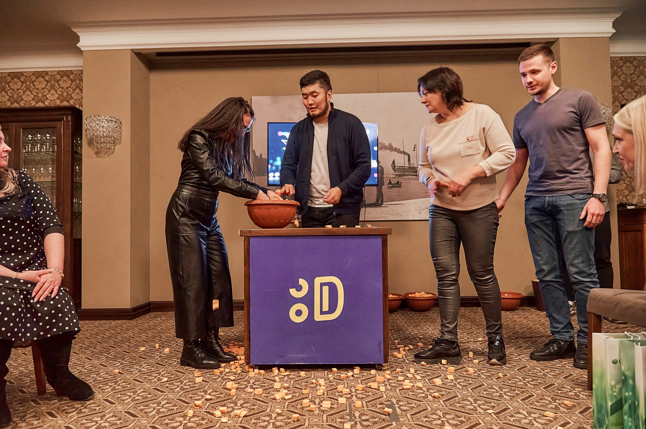 Портфолио репортажной фотосъёмки: "Сбербанк" Новый год. Фотограф Яковлев Роман — Красноярск