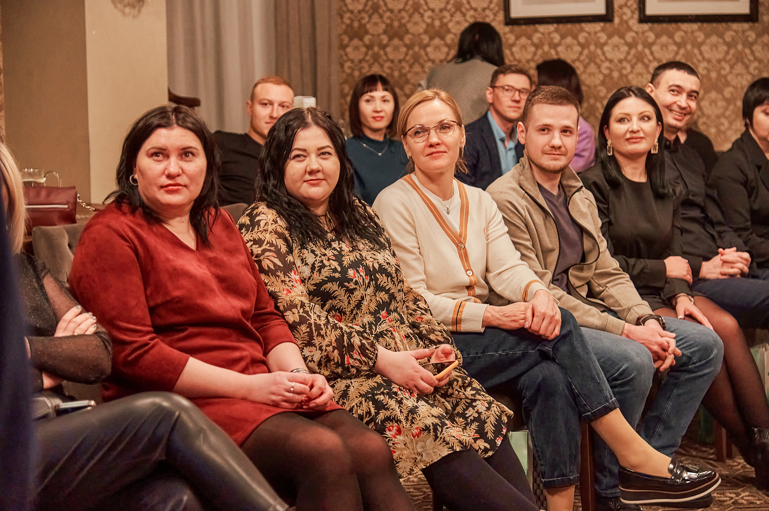 Портфолио репортажной фотосъёмки: "Сбербанк" Новый год. Фотограф Яковлев Роман — Красноярск