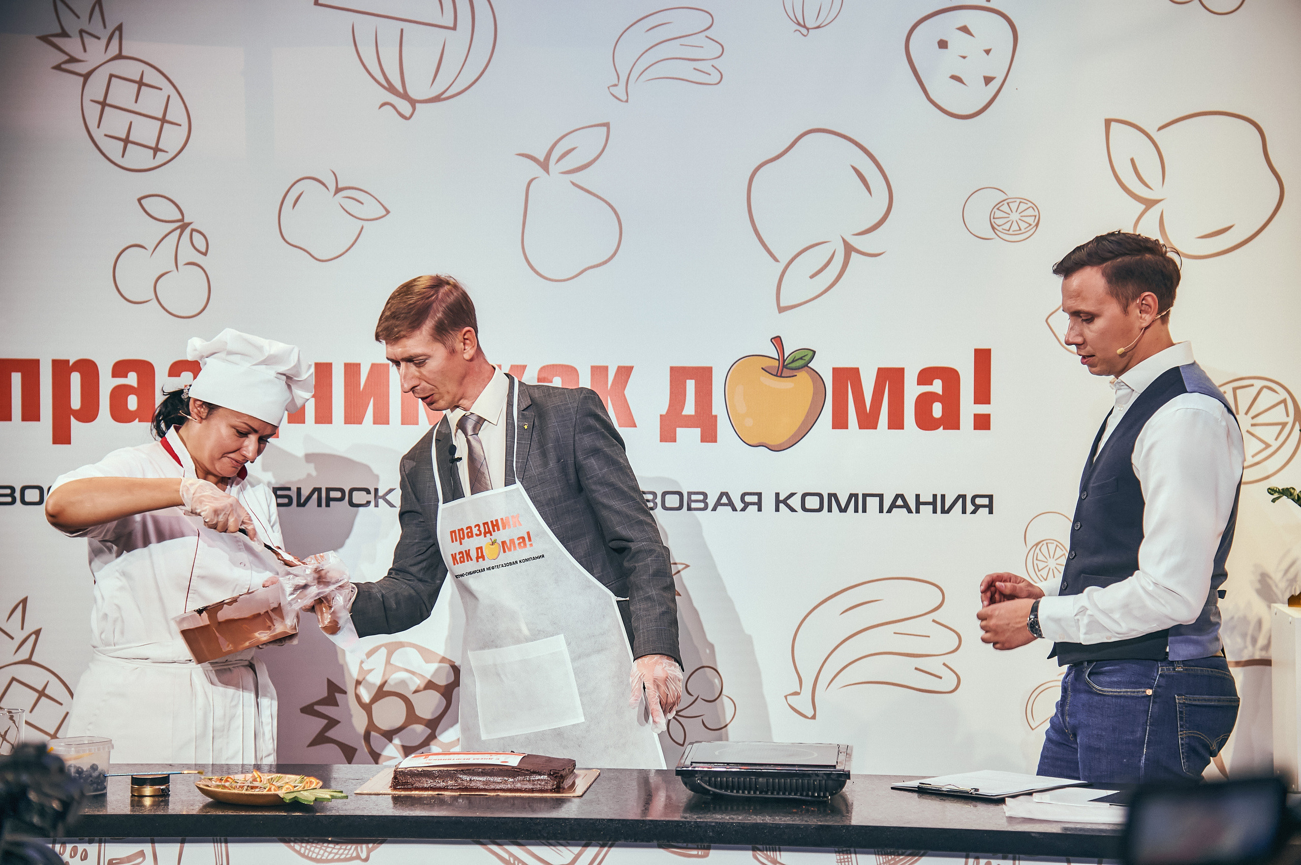 Портфолио репортажной фотосъёмки: "Роснефть" съёмка шоу для «День нефтяника». Фотограф Яковлев Роман — Красноярск