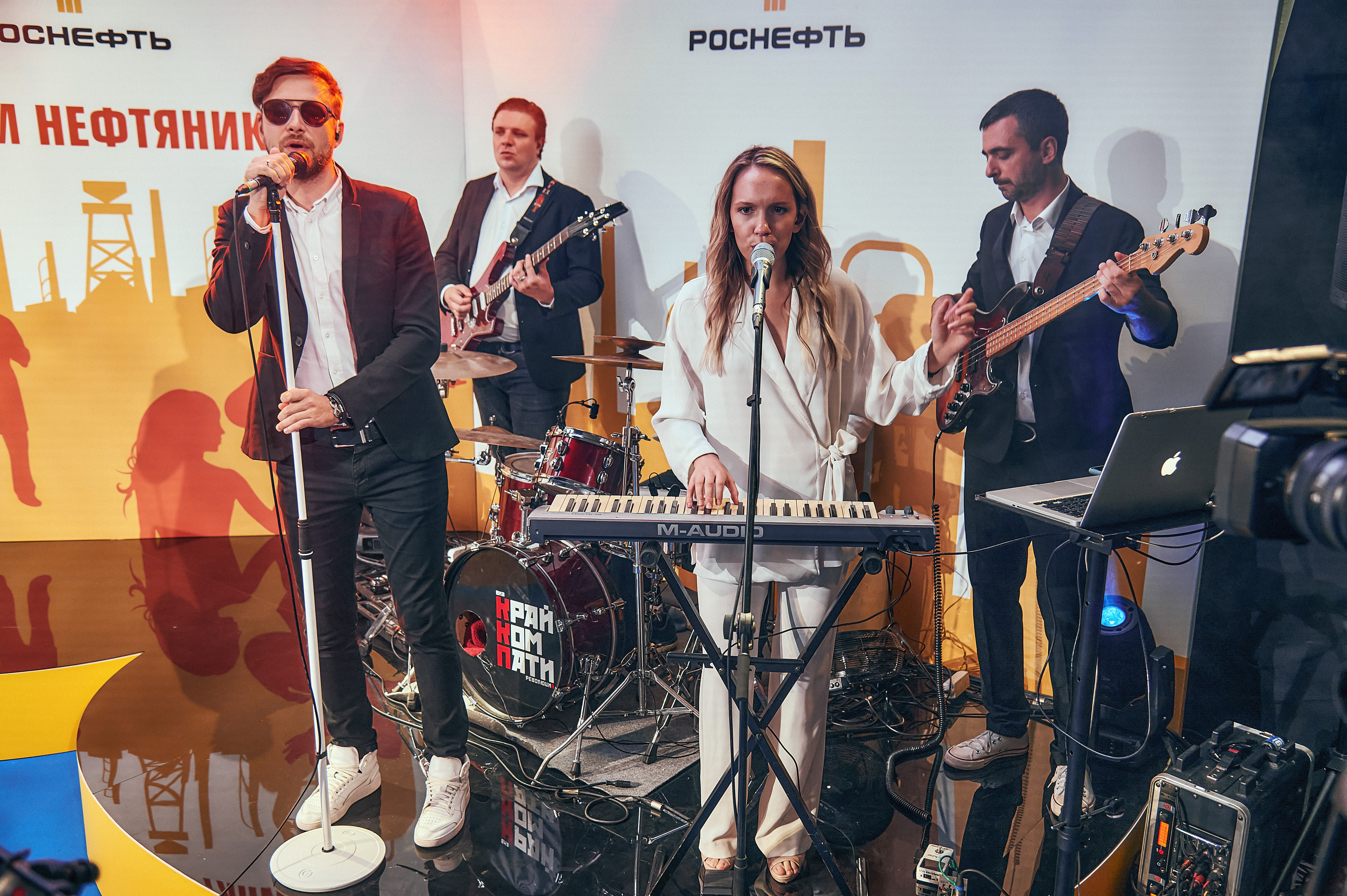 Портфолио репортажной фотосъёмки: "Роснефть" съёмка шоу для «День нефтяника». Фотограф Яковлев Роман — Красноярск