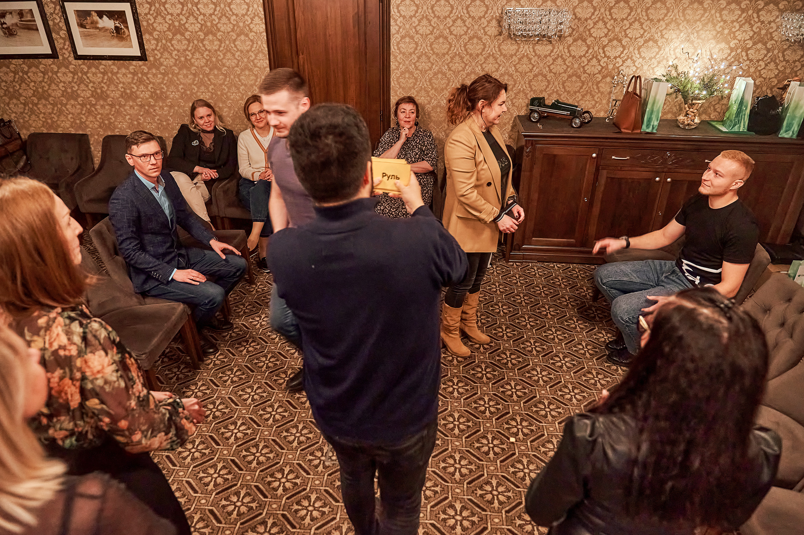 Портфолио репортажной фотосъёмки: "Сбербанк" Новый год. Фотограф Яковлев Роман — Красноярск