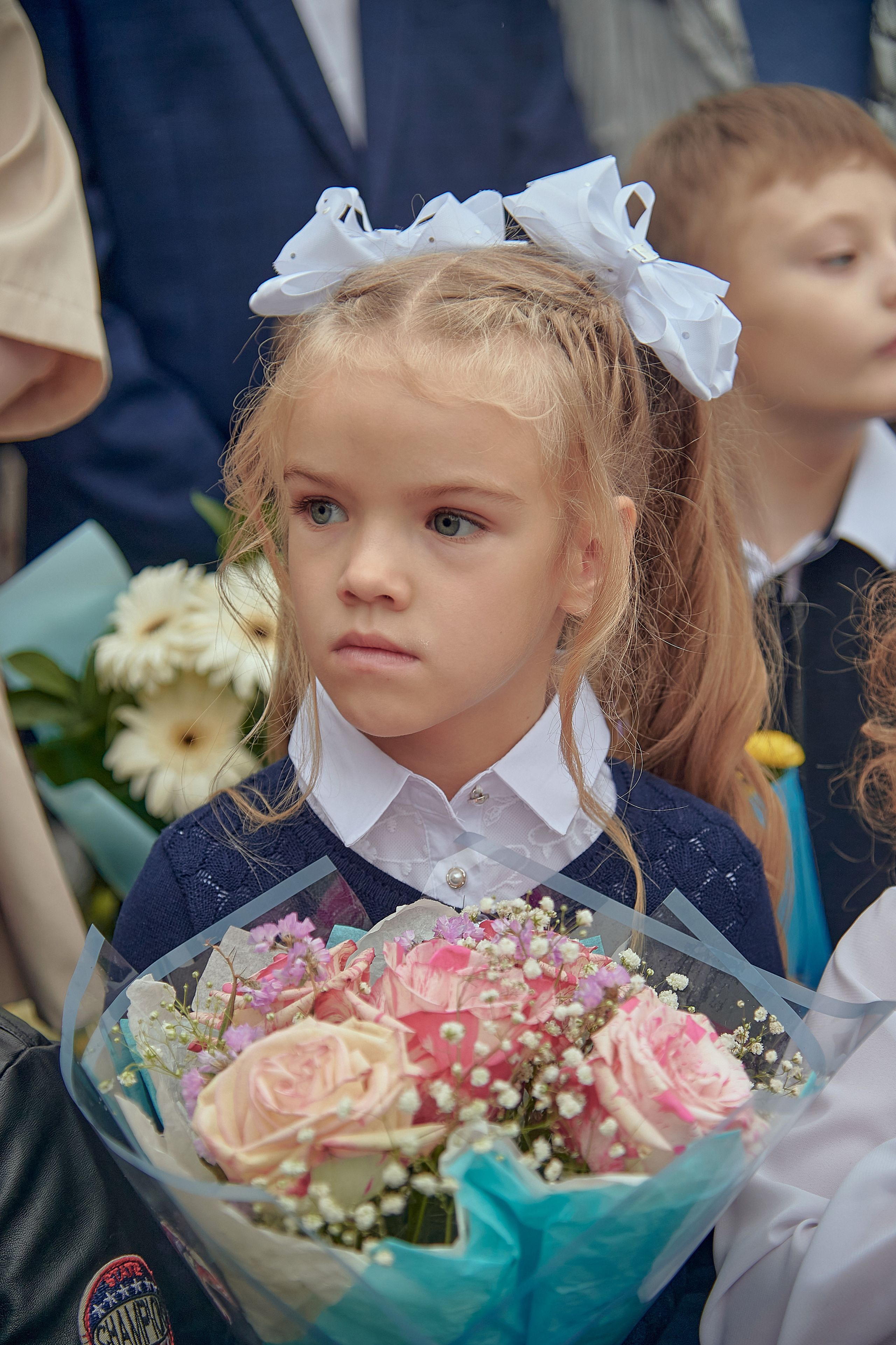 Портфолио репортажной фотосъёмки: 1 сентября в школе № 149. Фотограф Яковлев Роман — Красноярск