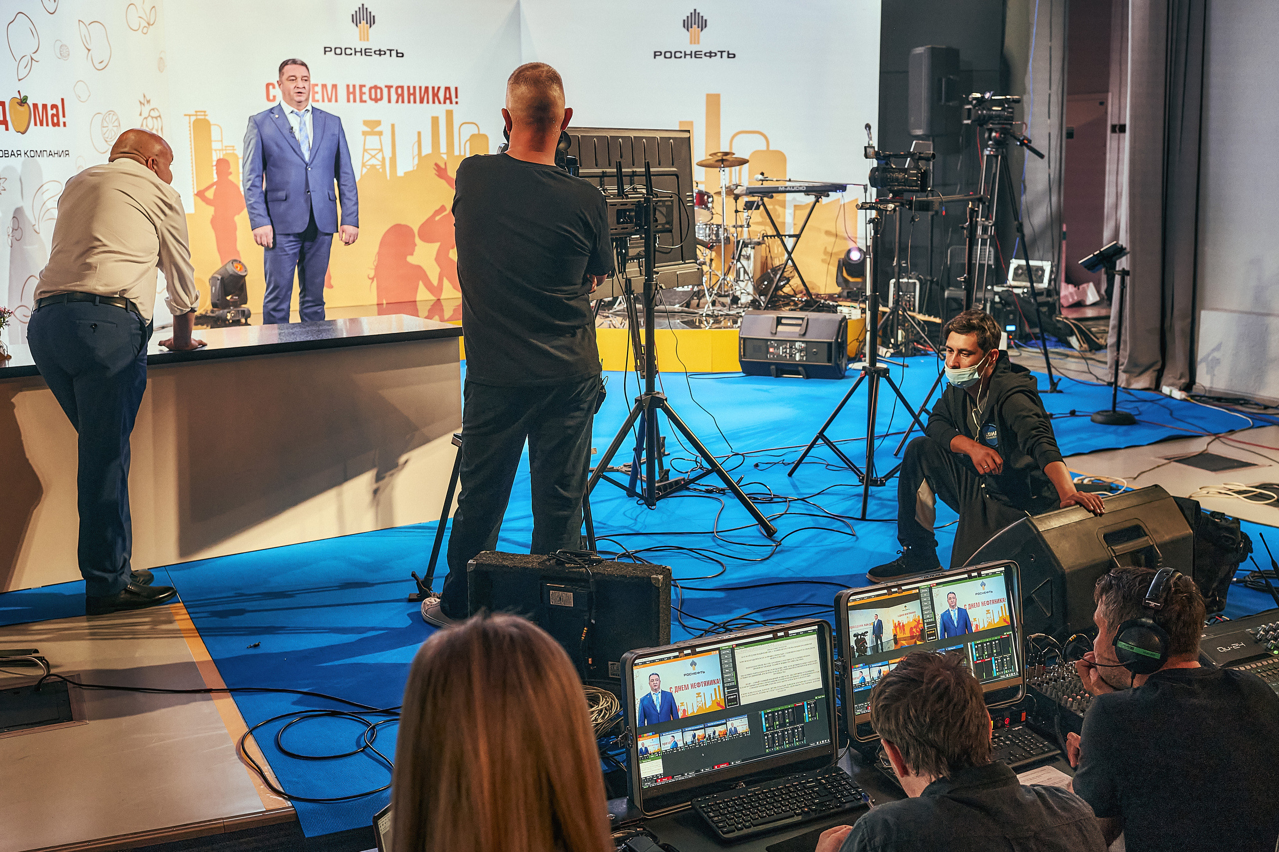 Портфолио репортажной фотосъёмки: "Роснефть" съёмка шоу для «День нефтяника». Фотограф Яковлев Роман — Красноярск