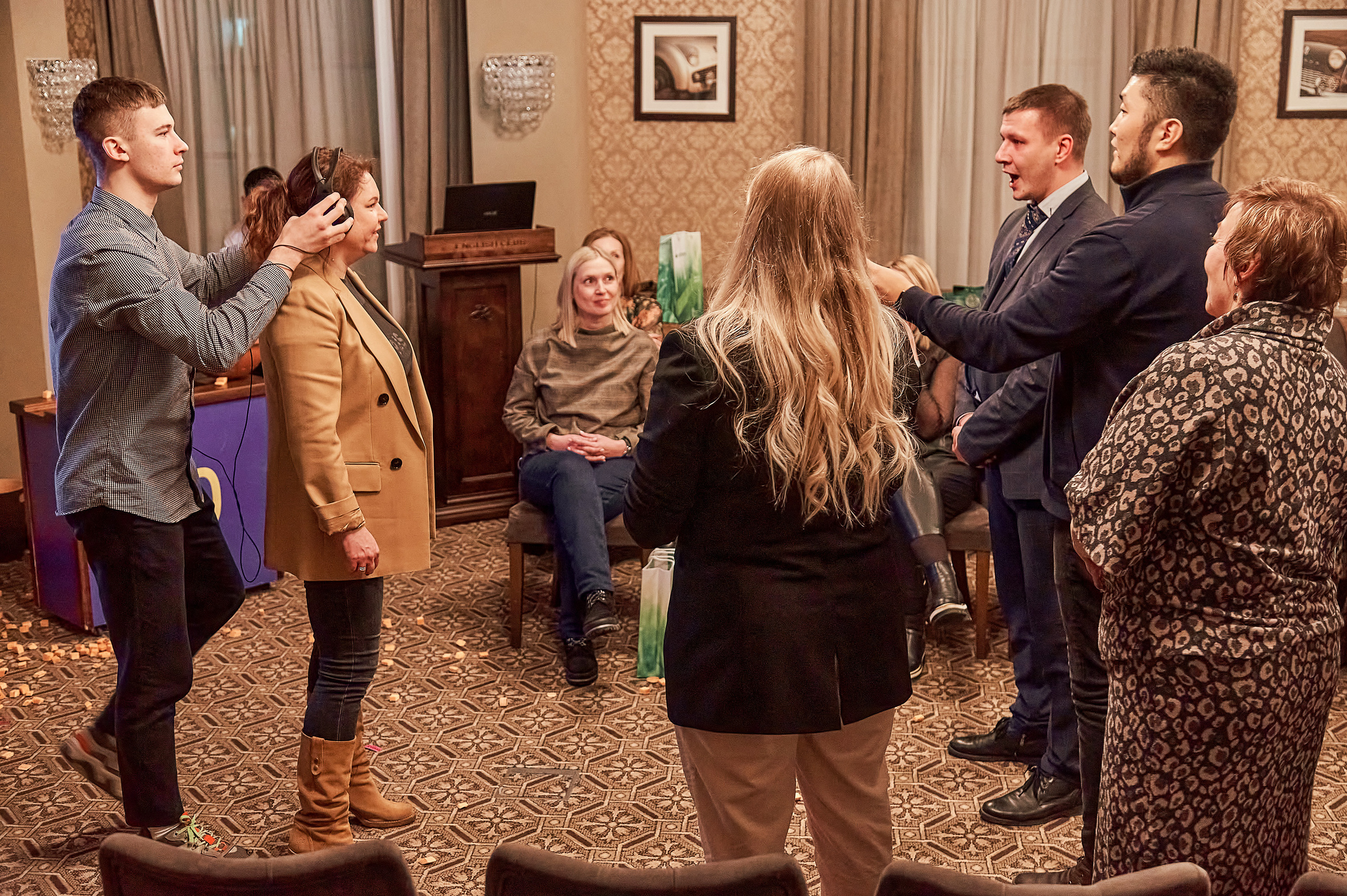 Портфолио репортажной фотосъёмки: "Сбербанк" Новый год. Фотограф Яковлев Роман — Красноярск