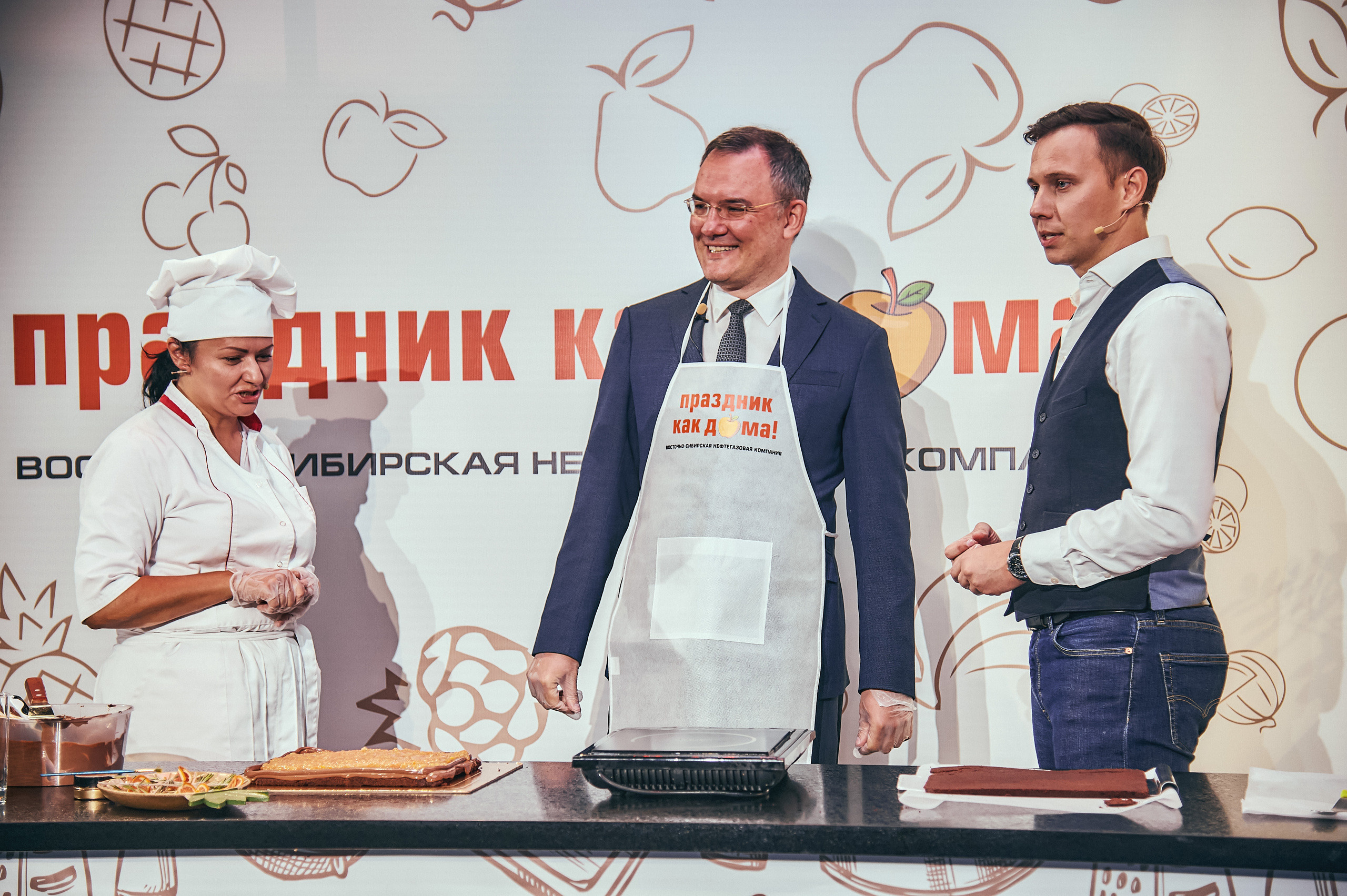 Портфолио репортажной фотосъёмки: "Роснефть" съёмка шоу для «День нефтяника». Фотограф Яковлев Роман — Красноярск