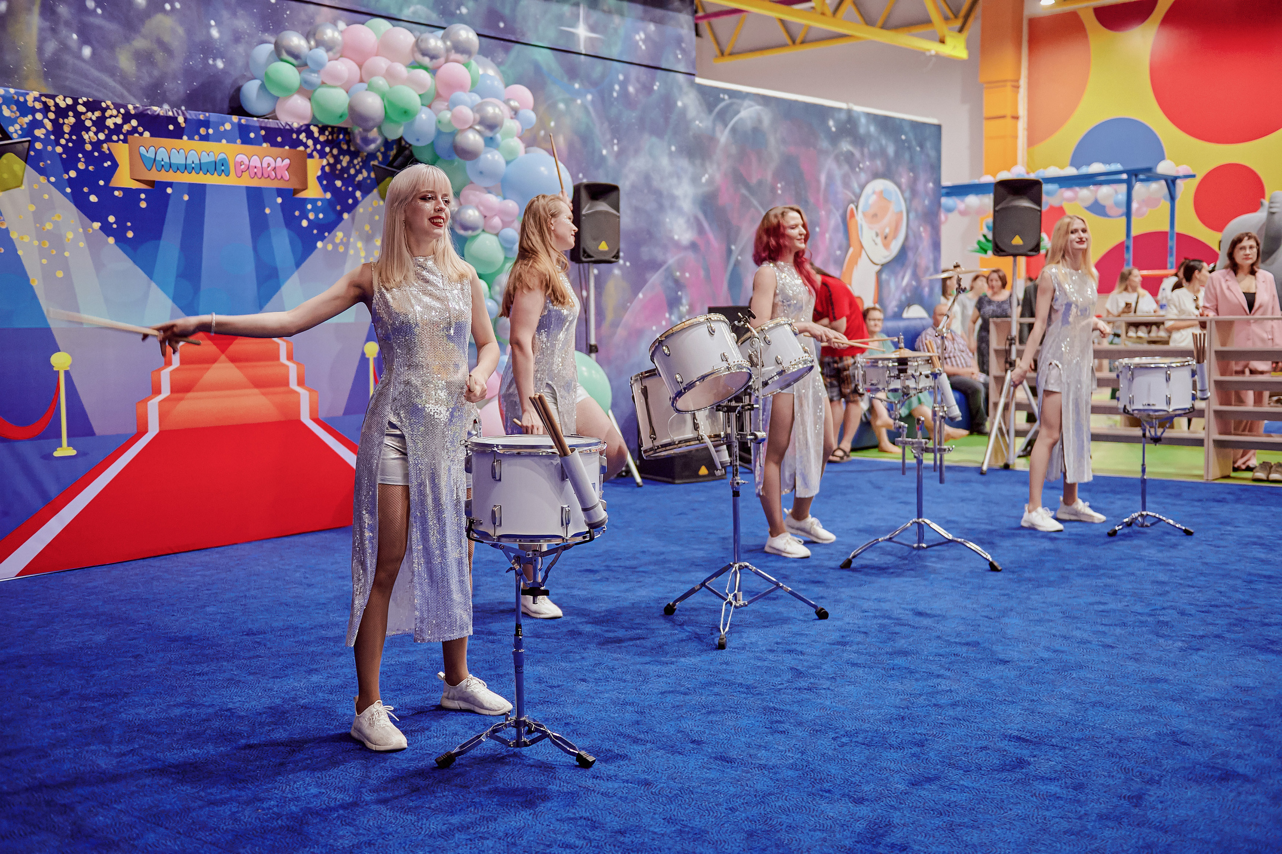 Портфолио репортажной фотосъёмки: Открытие "Vanana park". Фотограф Яковлев Роман — Красноярск